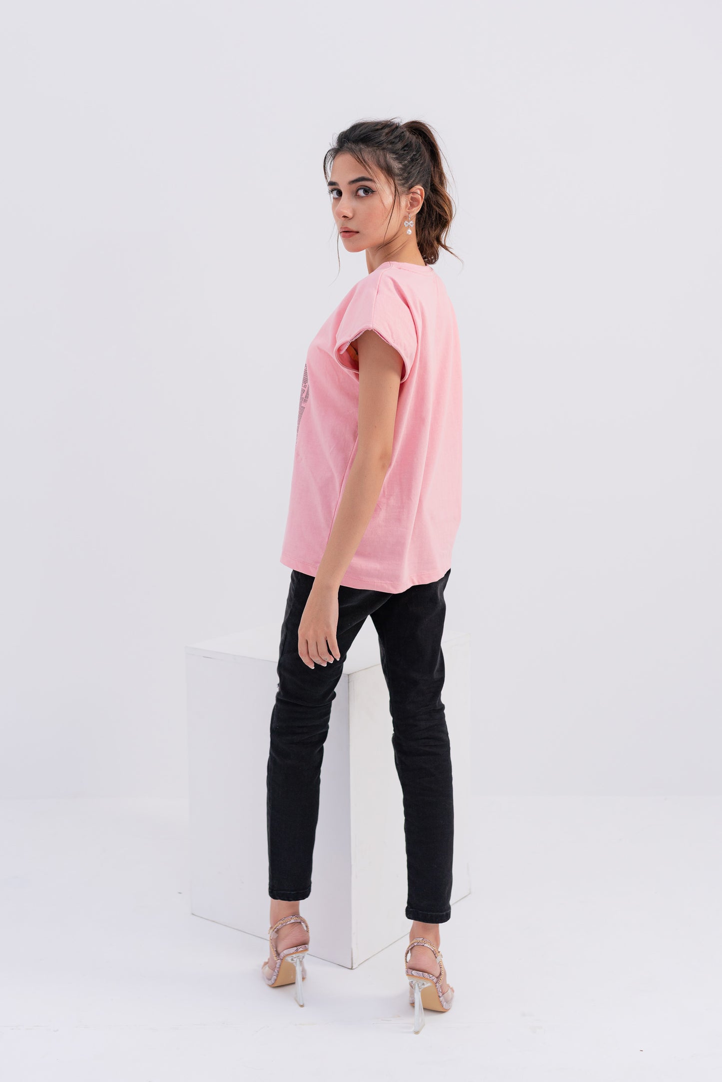 Amber Summer Vibe Sleeveless T-shirt