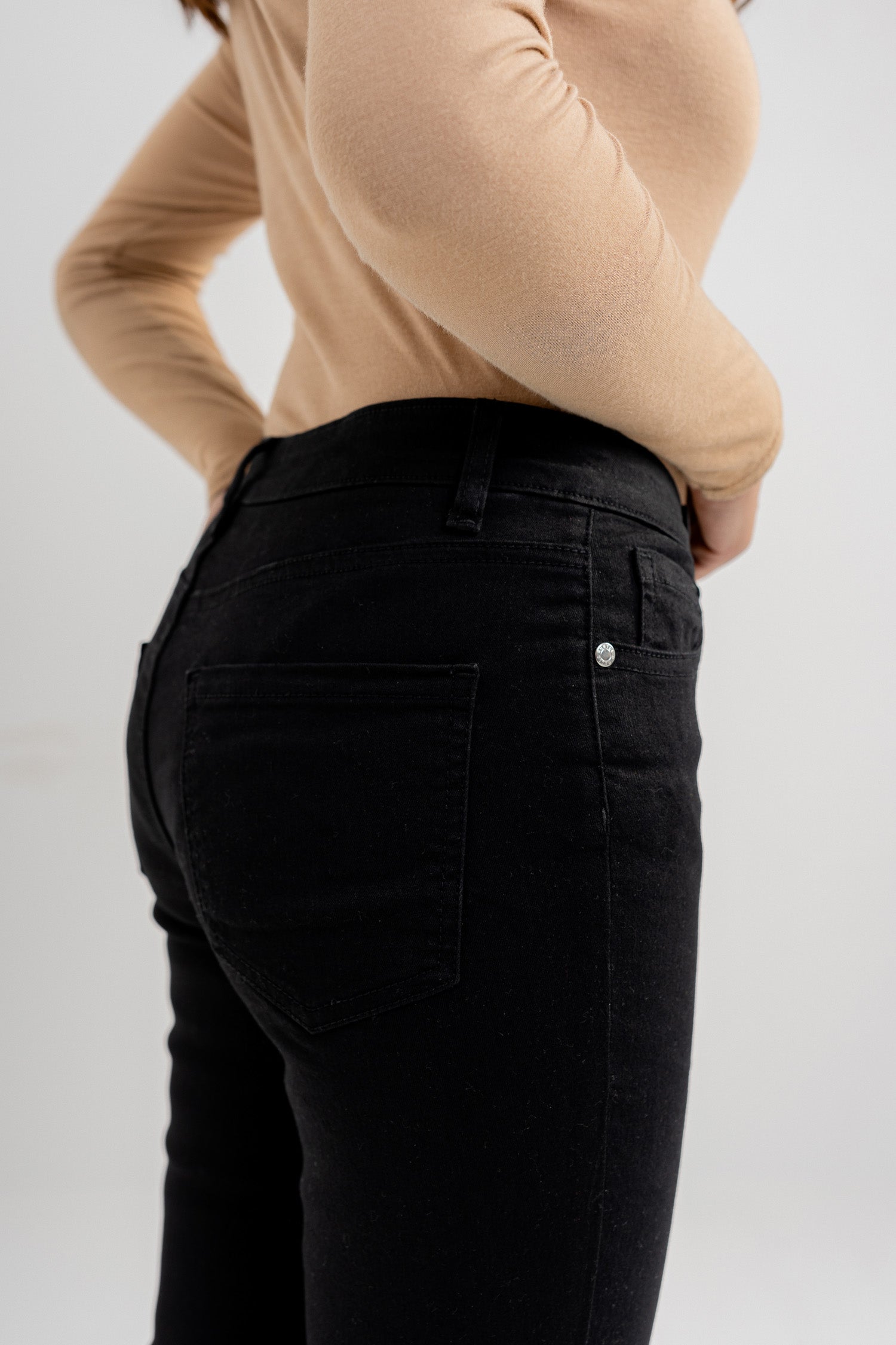 Black Basic Skinny Fit Jeans - Hustle N Holla