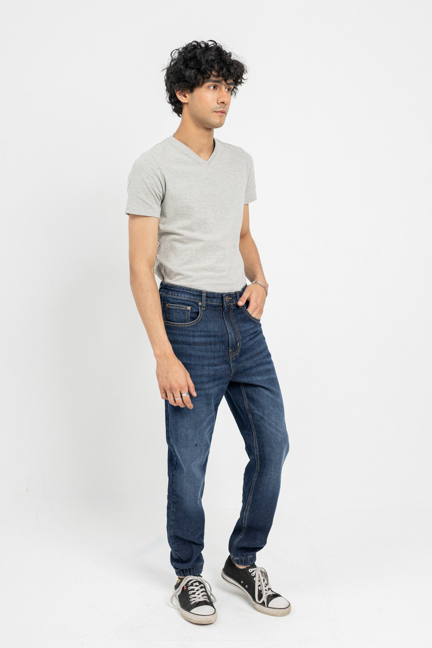 Basic Jogger Fit Jeans
