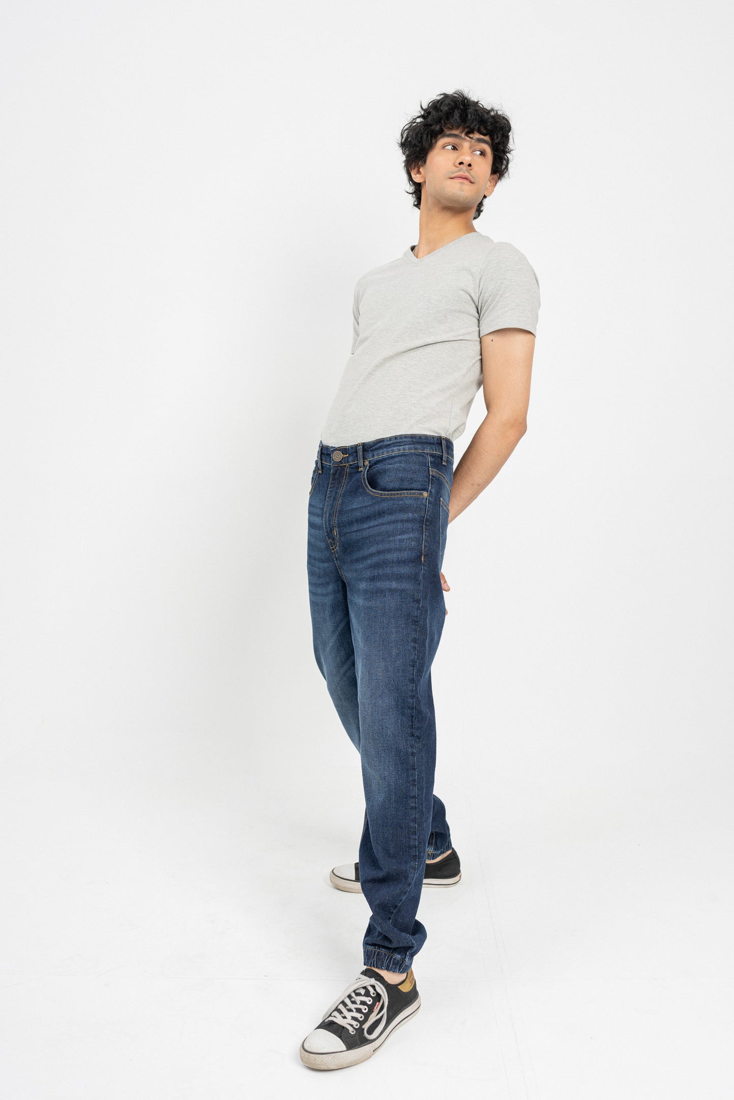 Basic Jogger Fit Jeans