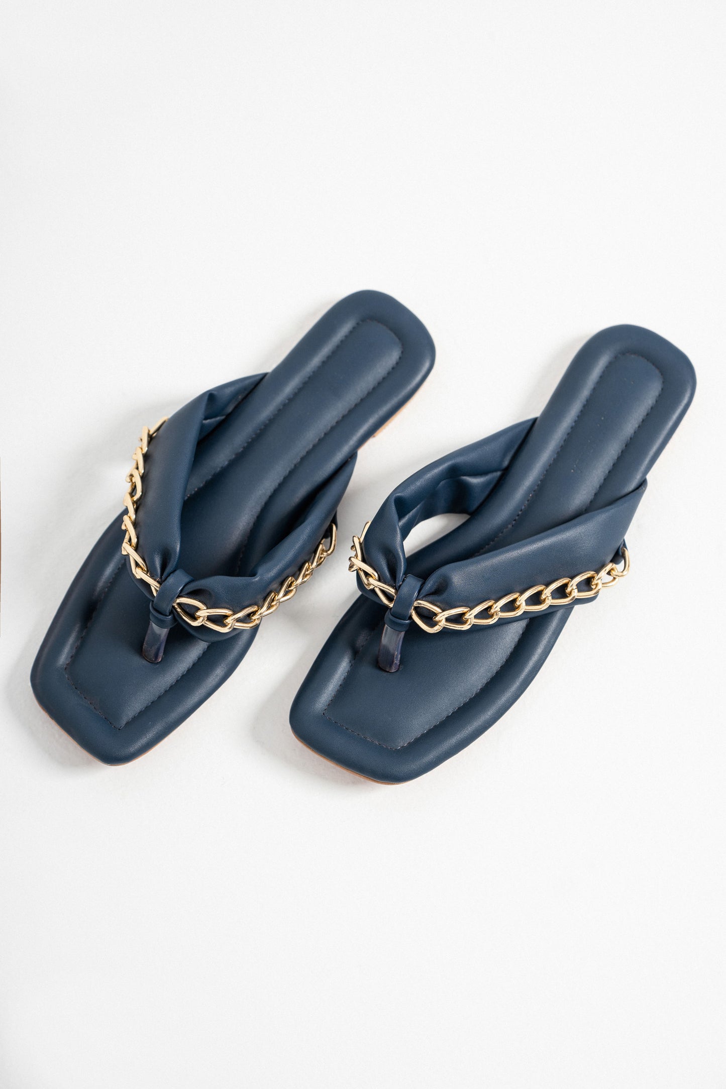 Chain Detail Flats - Hustle N Holla