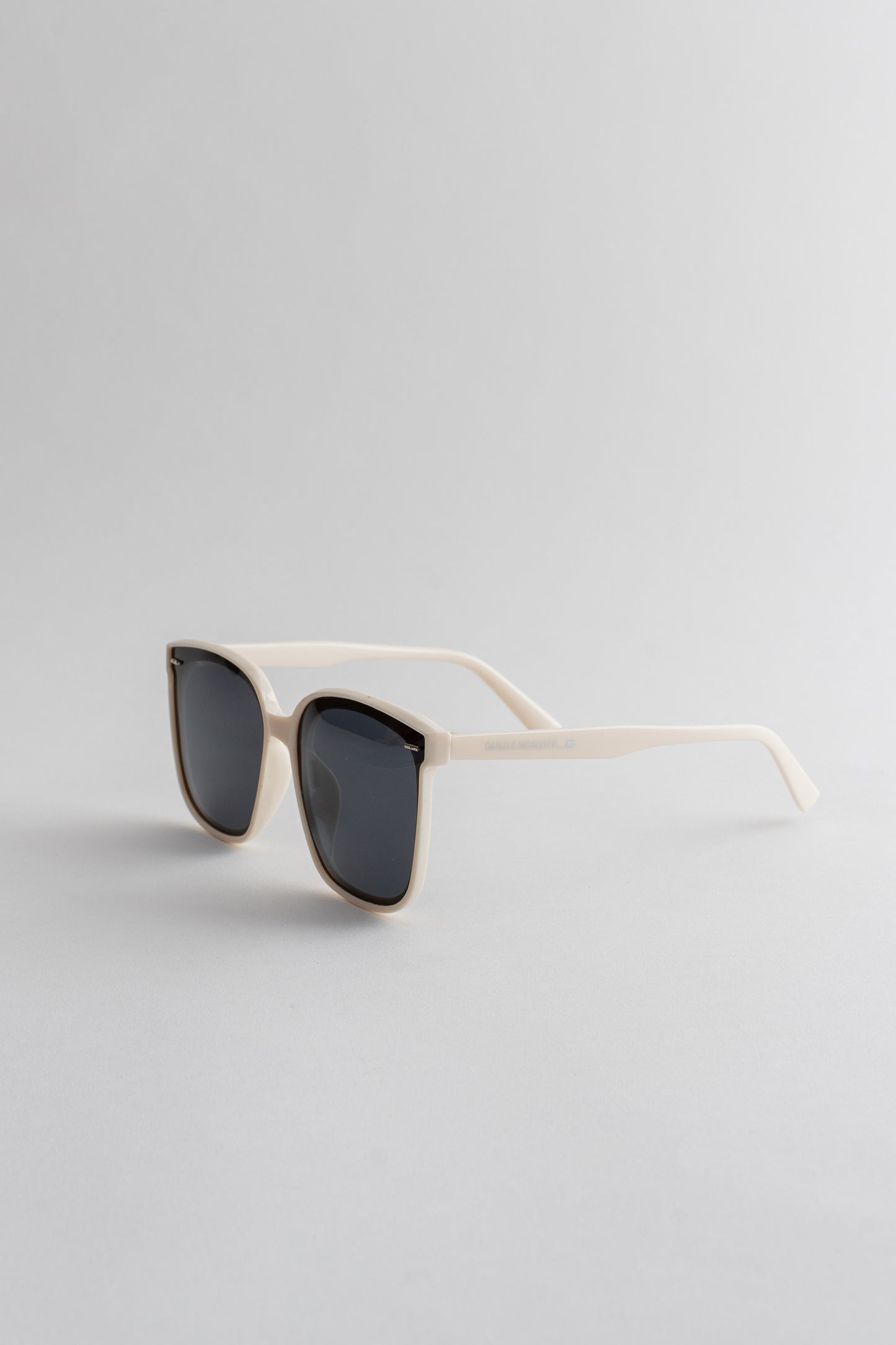 Contrast Sunglasses
