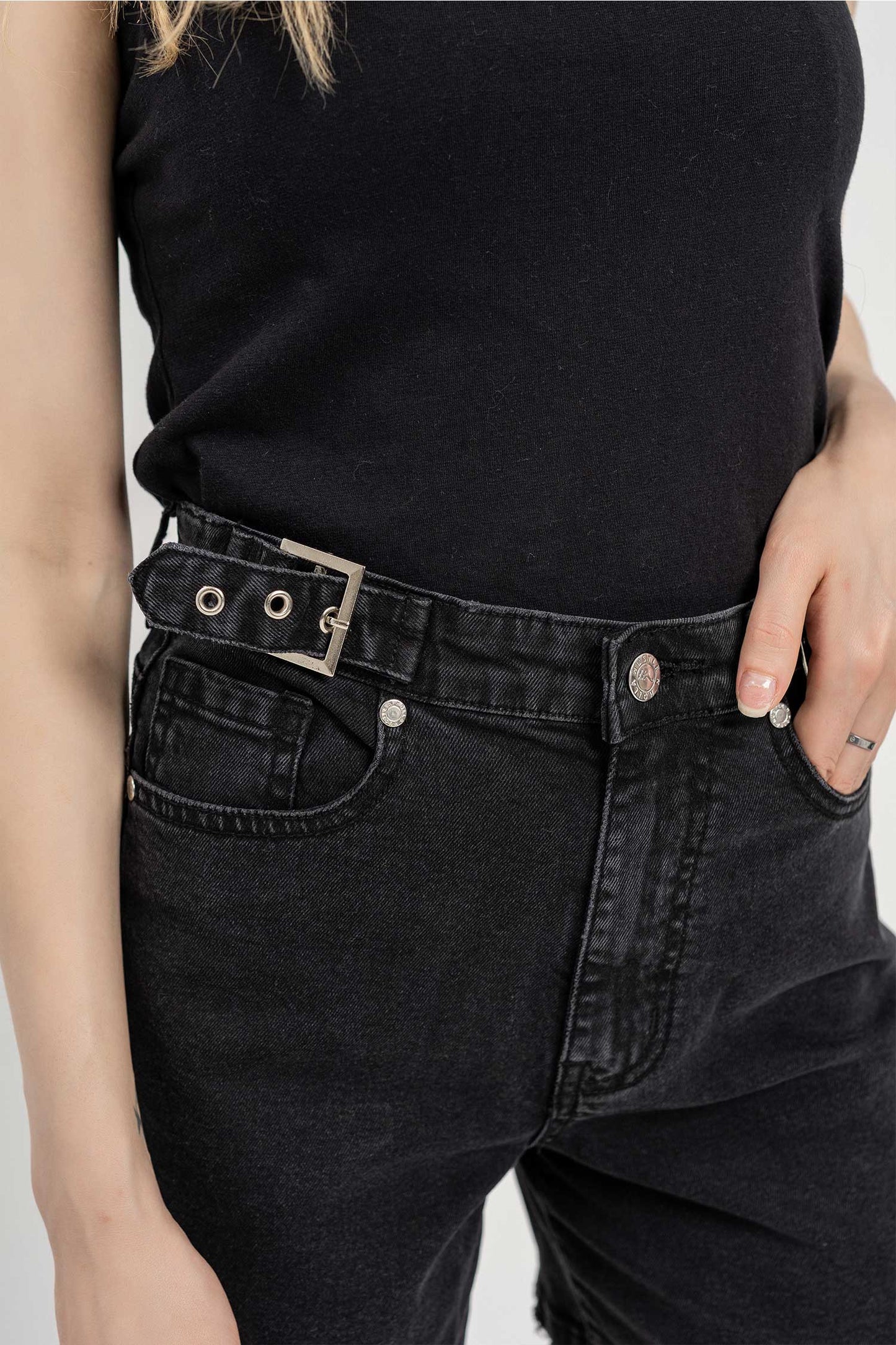 Deep black Slim-fit Shorts