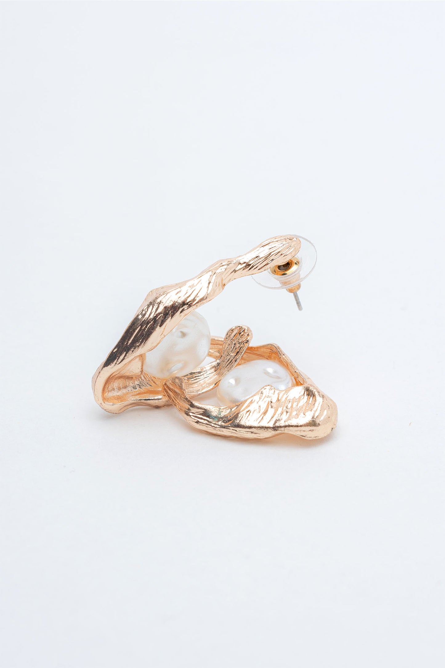 Gold Hammered Oval Hoop with Pearl Detail