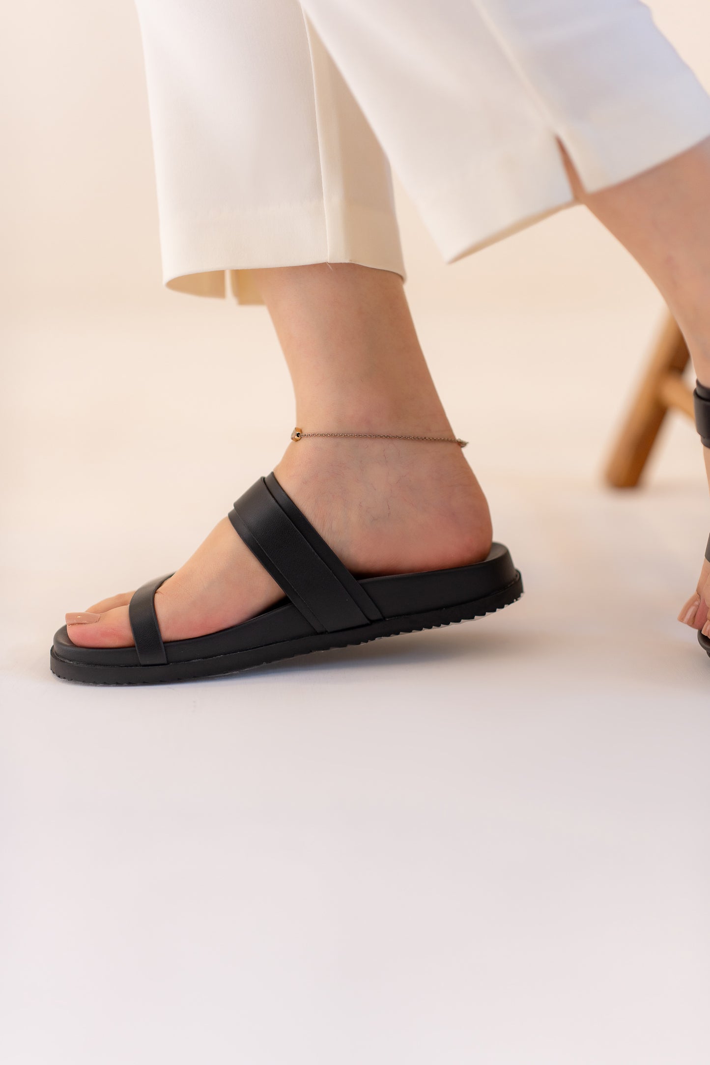 Black Belt Flats - Hustle N Holla