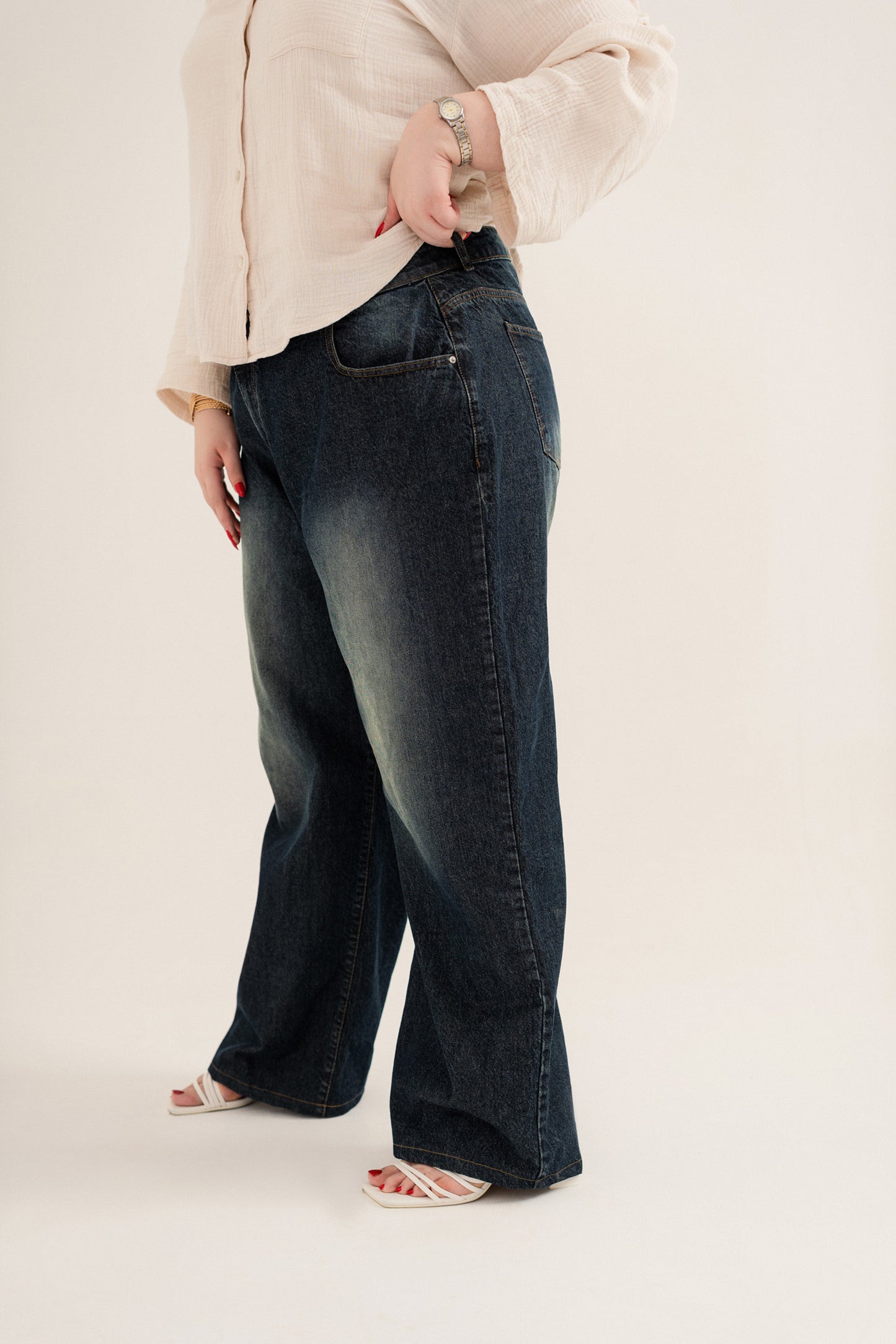 Dark Wash Plus Size Straight Fit Jeans
- Hustle N Holla