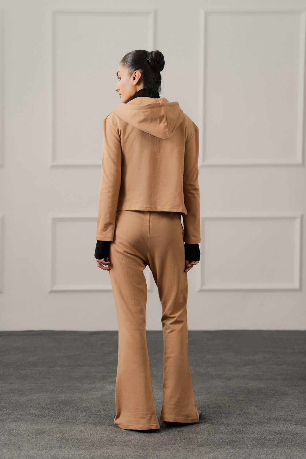 Beige Slim Fit Zipper Hoodie - Hustle N Holla