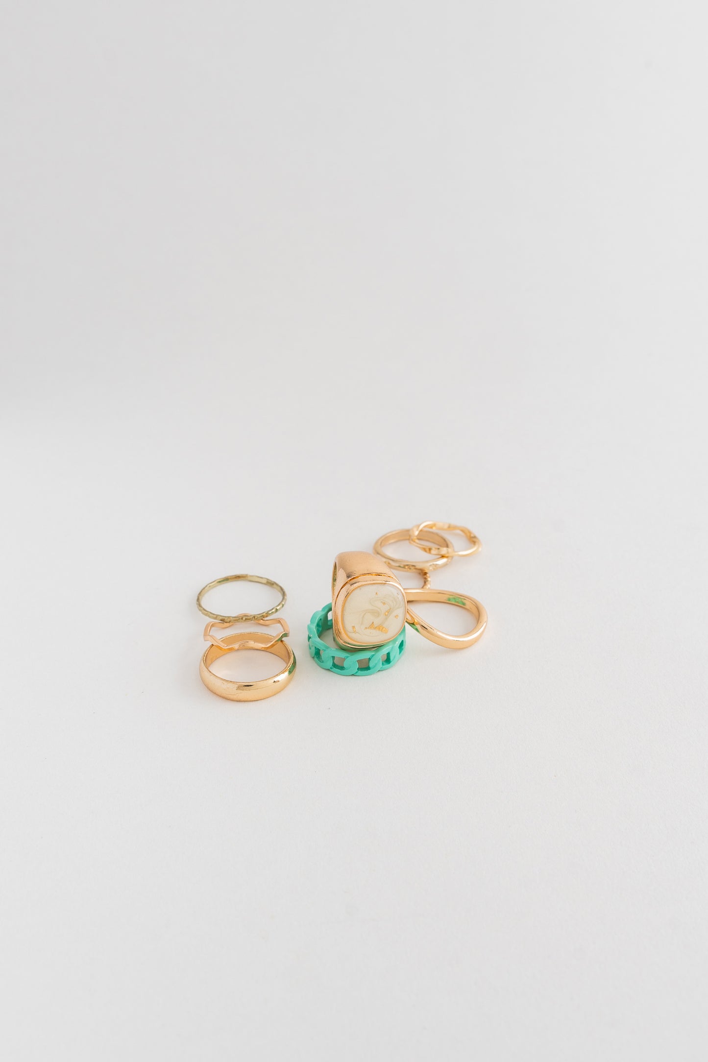 Gold Rings Set
