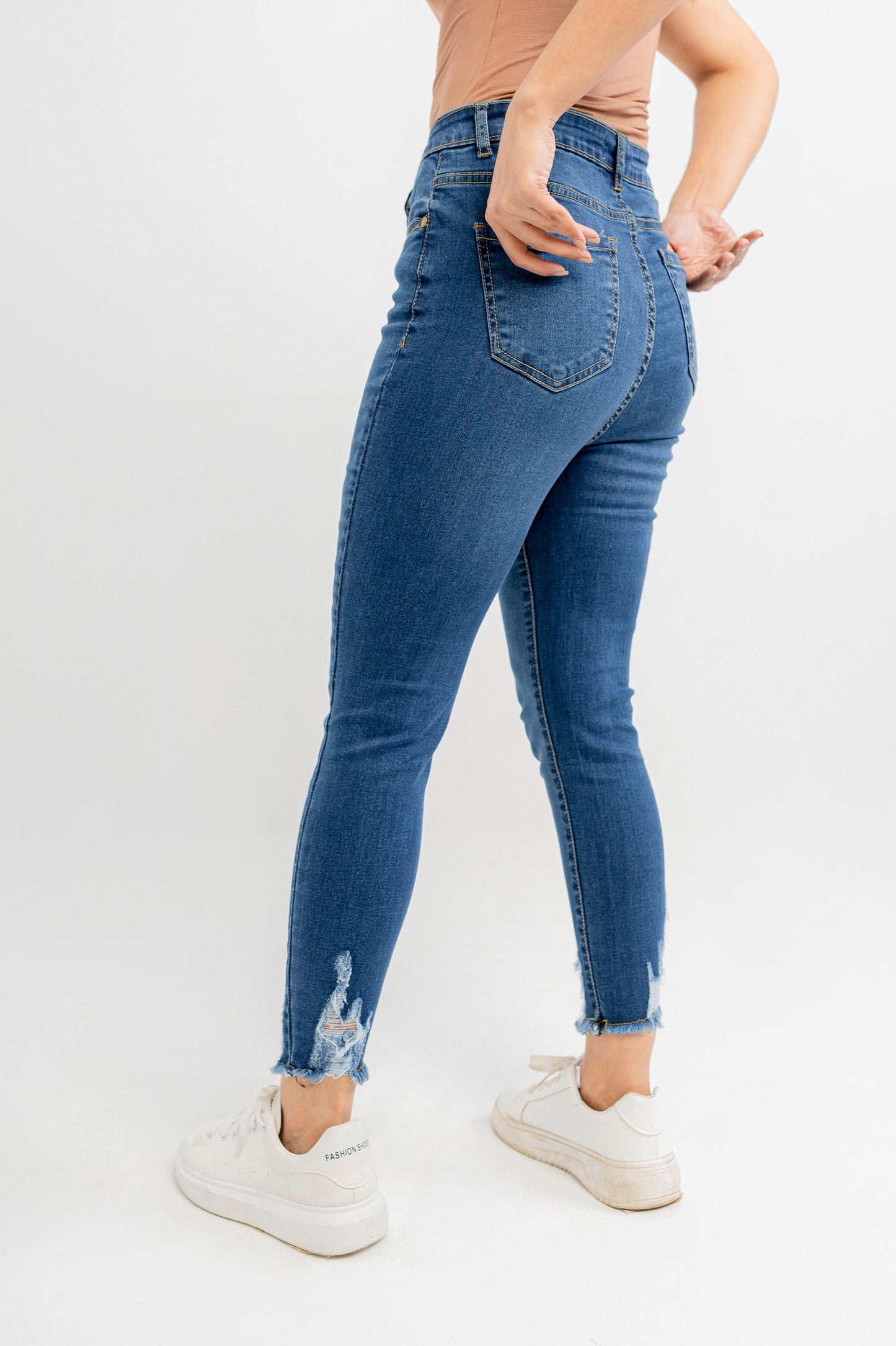 Skinny Fit Minor Fault Denim Jeans - Hustle N Holla