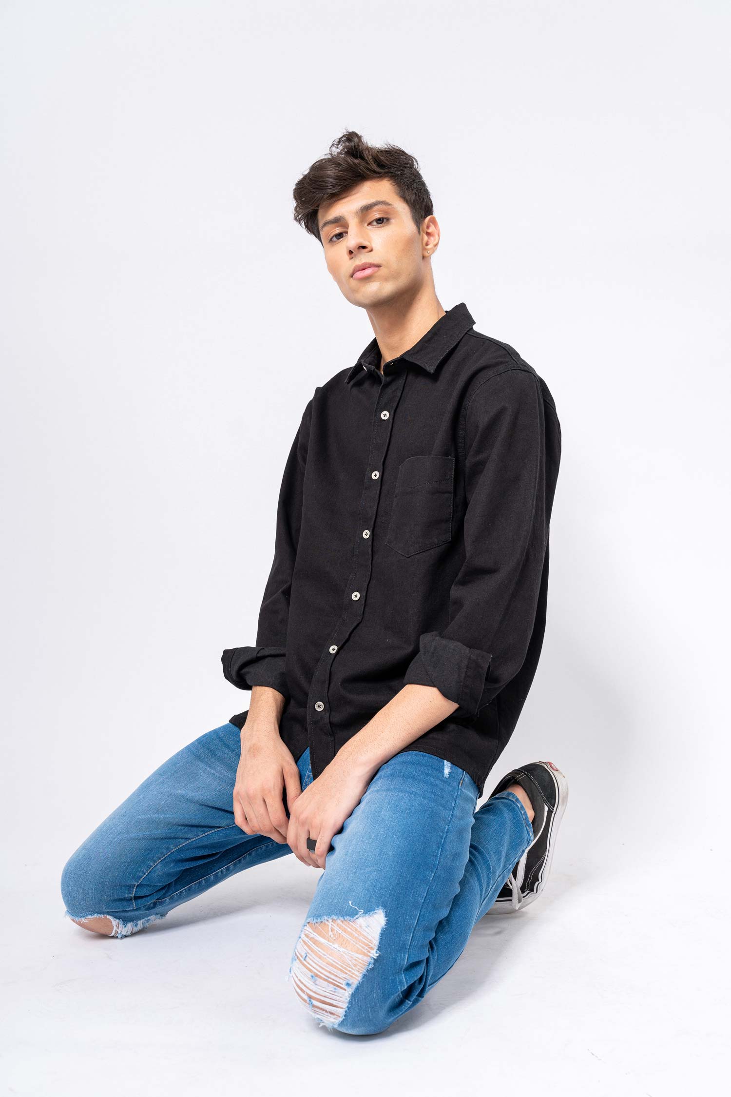 Slim Fit Tapered Jeans - Hustle N Holla