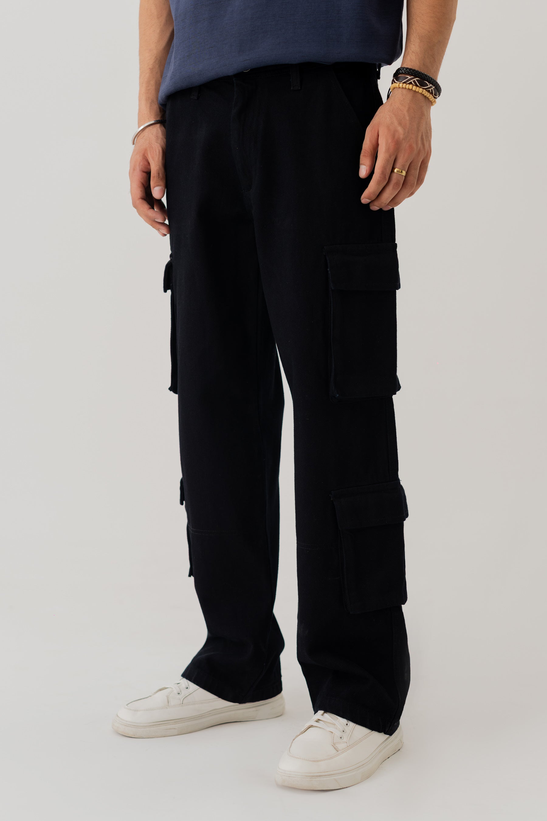 BLACK Loose Fit Cargo Jeans - Hustle N Holla