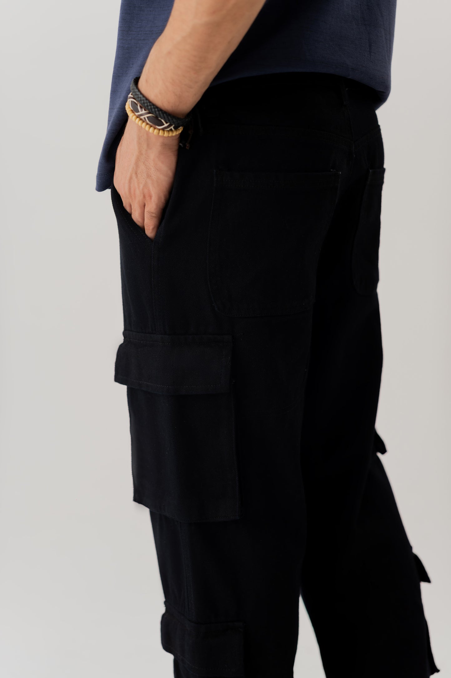 BLACK Loose Fit Cargo Jeans - Hustle N Holla