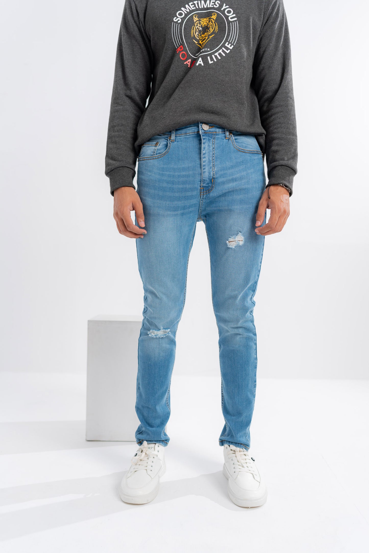 Ripped Skinny Fit Jeans - Hustle N Holla