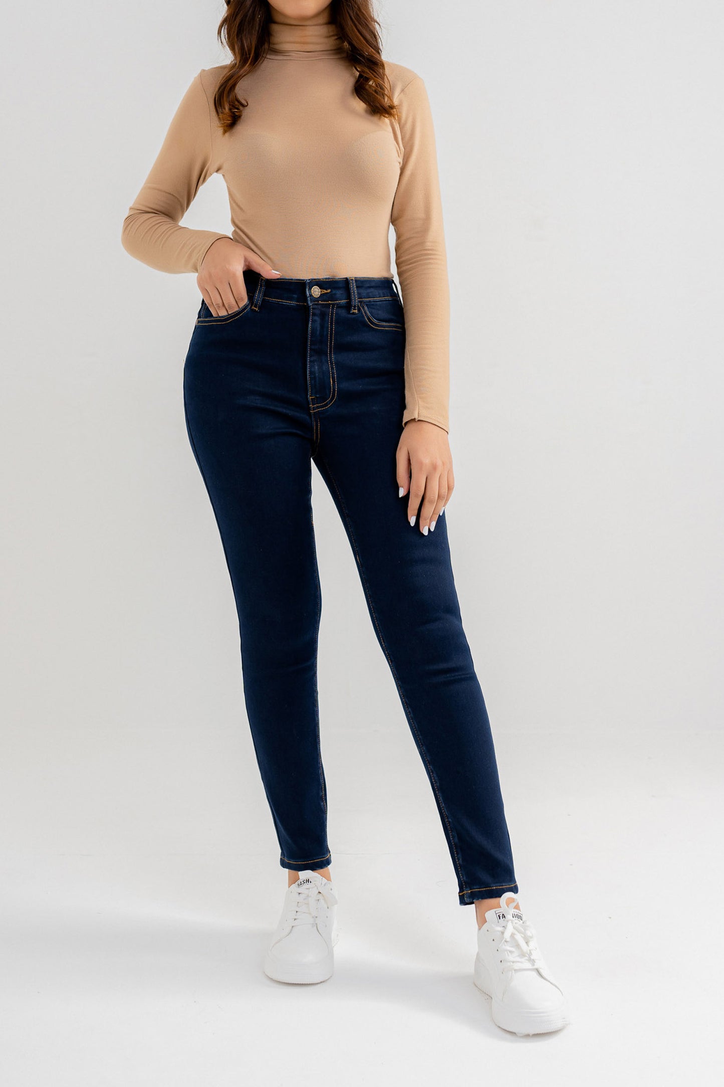 Amyra Basic Fit Jeans - Hustle N Holla