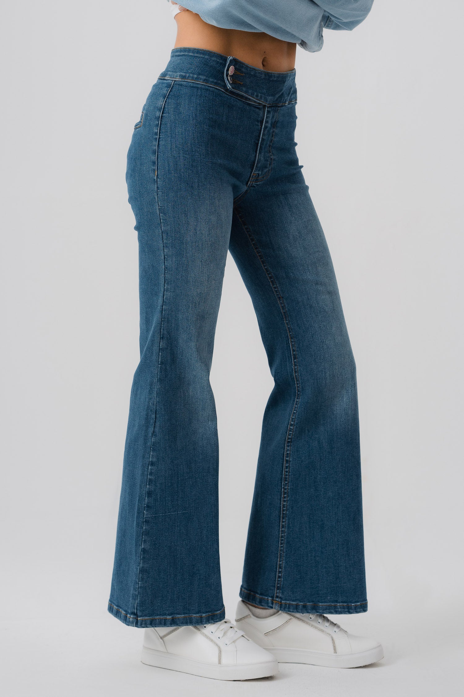 Shaded Flared Fit Jeans - Hustle N Holla