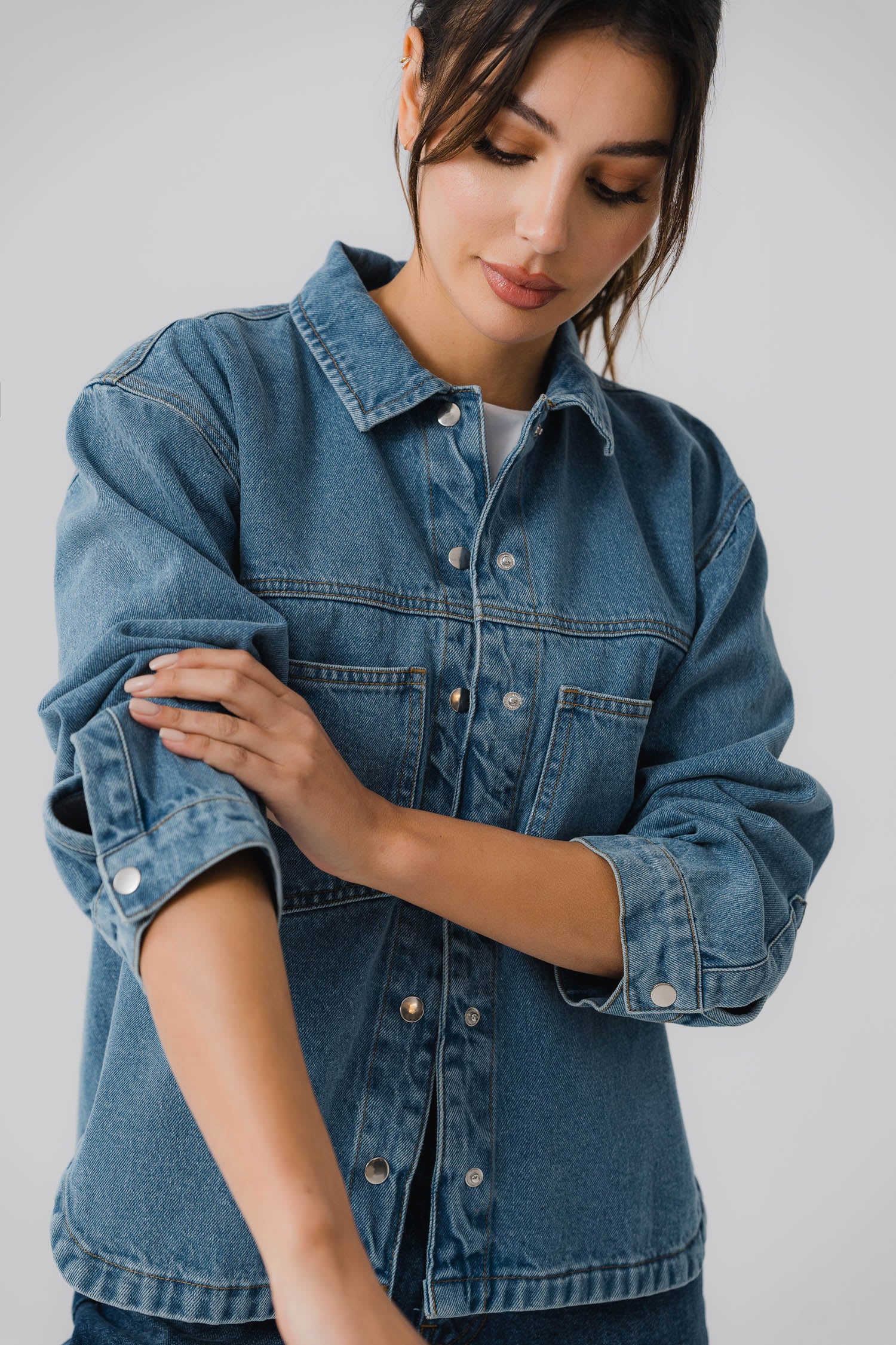 Denim Shirts for Women Long/Roll Up Sleeve Button Down Loose Fit Chambray Jean  Shirt Blouse Tops,Blue,S at Amazon Women's Clothing store