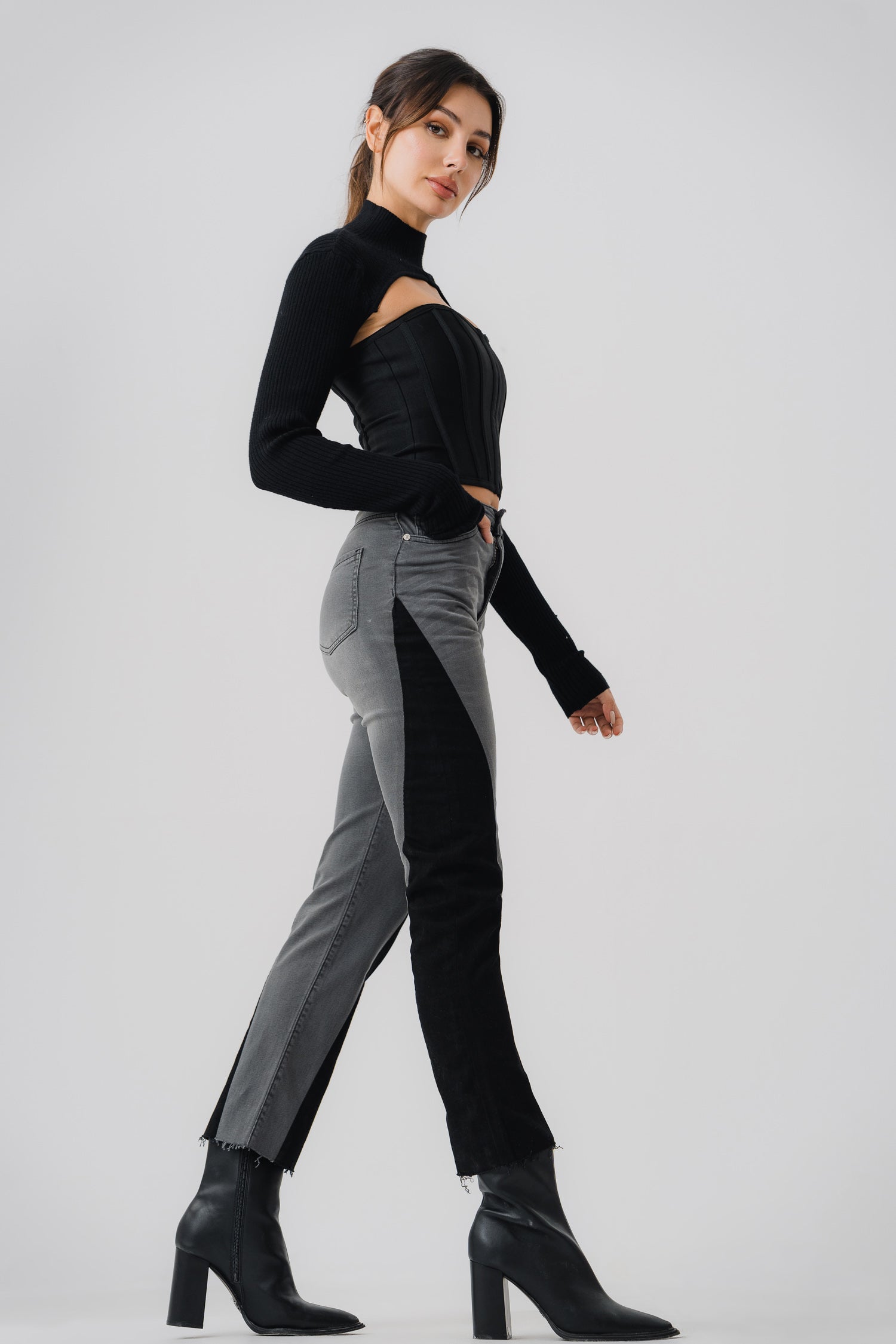 Buy Women Denim Online in Pakistan