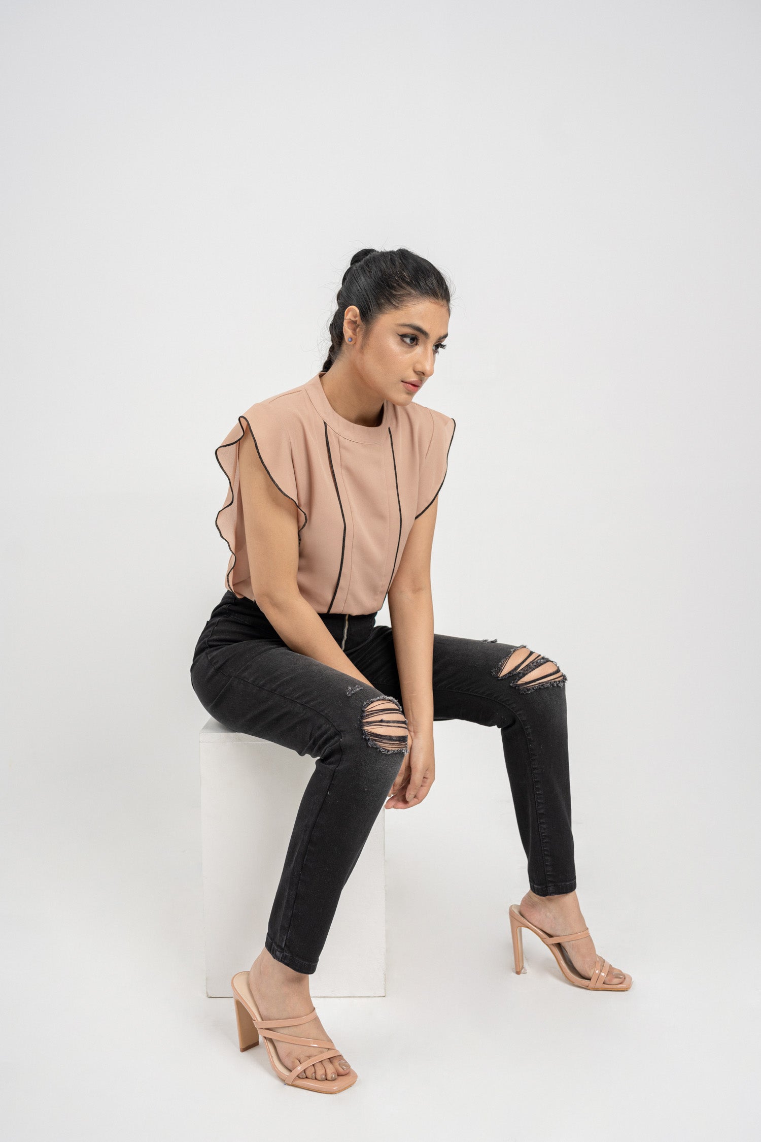 Black Fit Skinny Jeans - Hustle N Holla