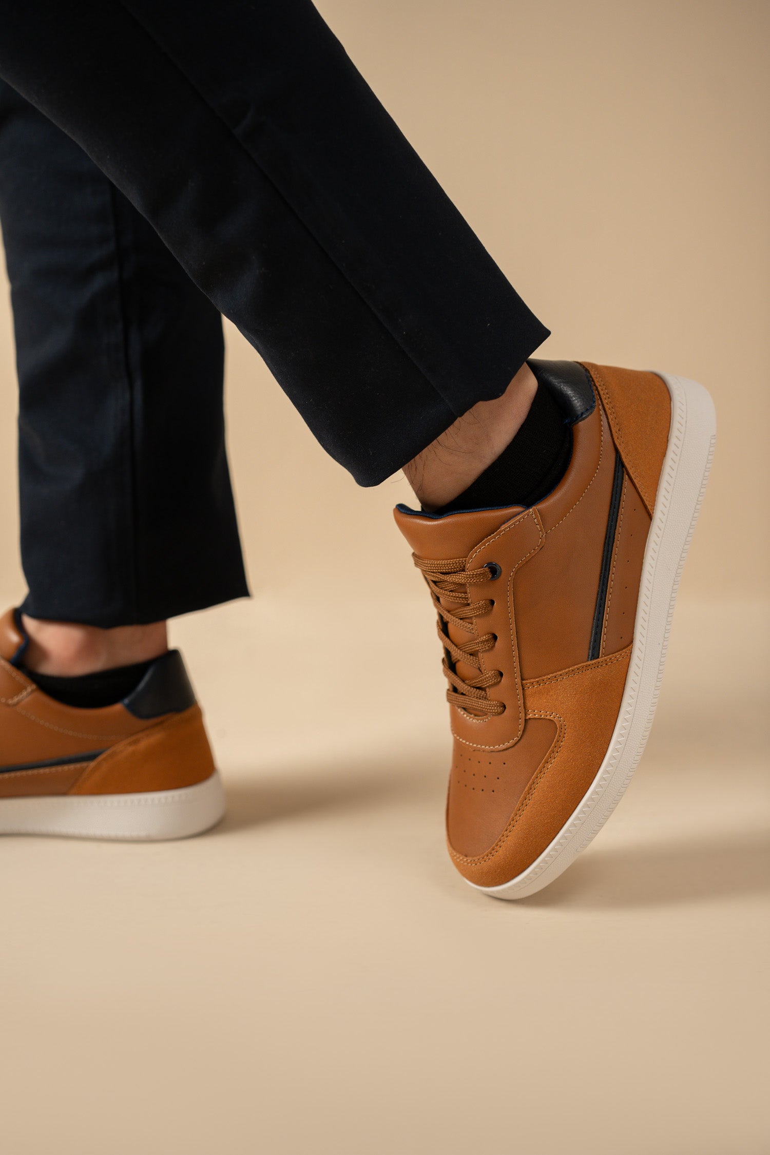 Men store footwear online