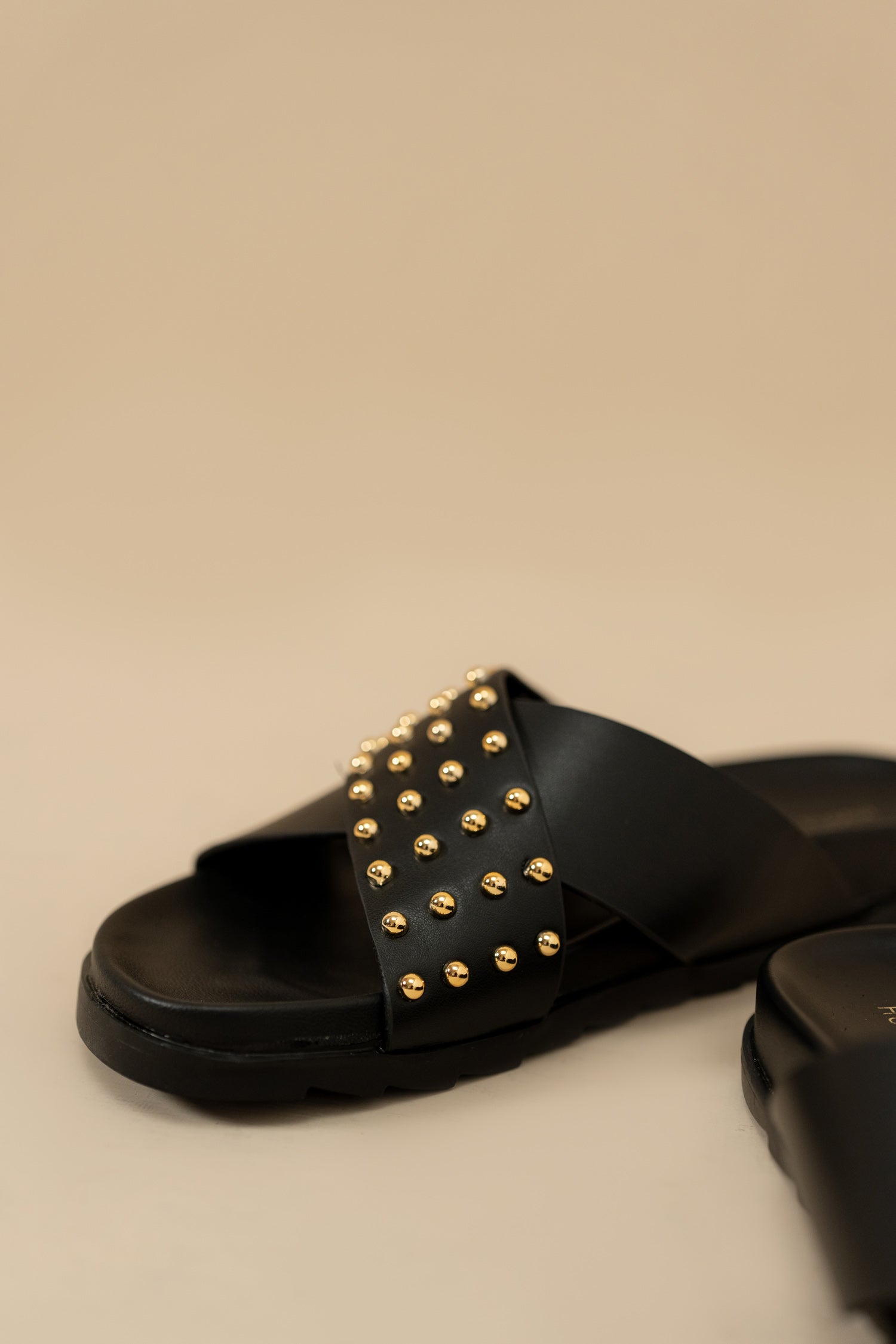 Criss-Cross Stud Flats