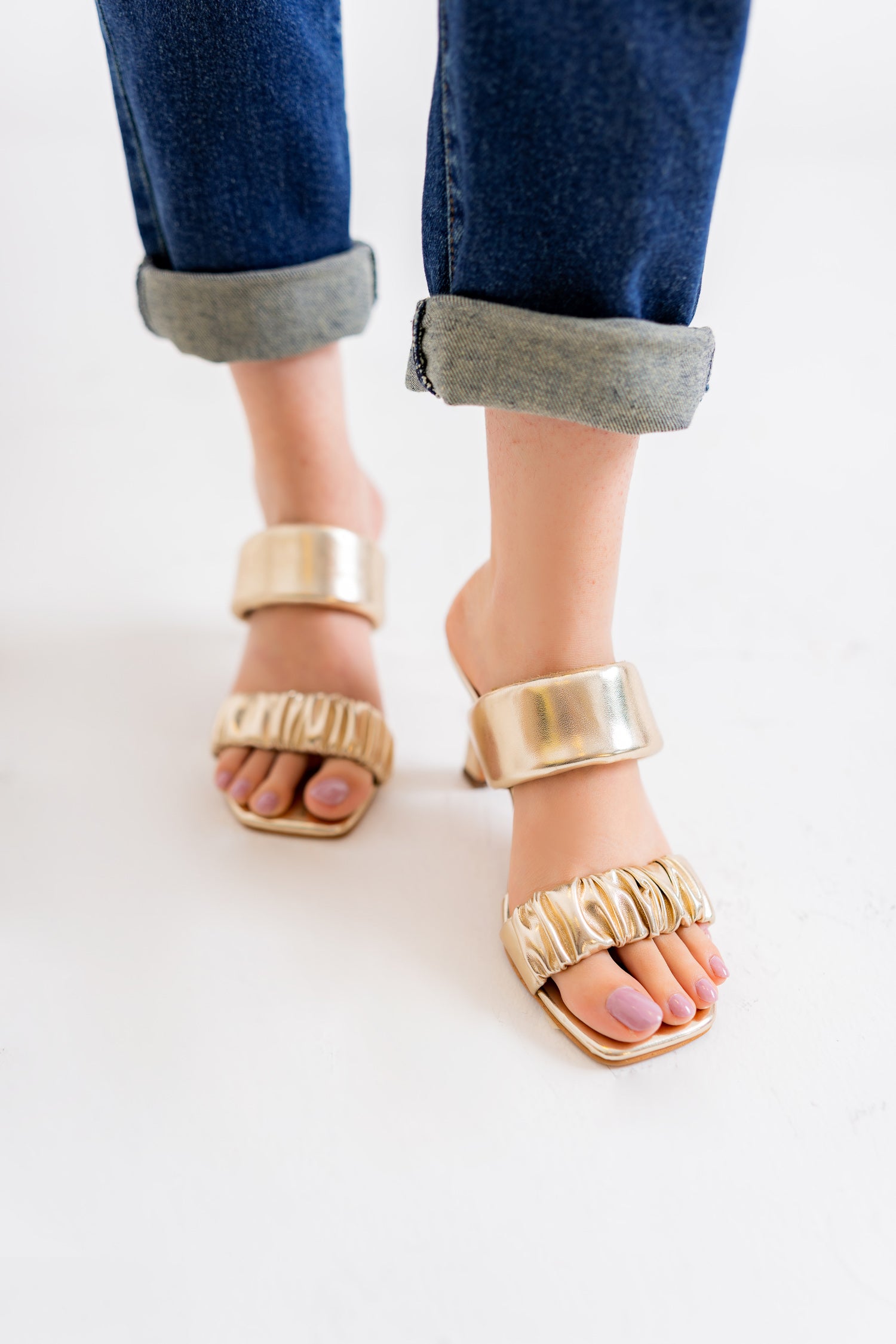 Gold Heels - Hustle N Holla