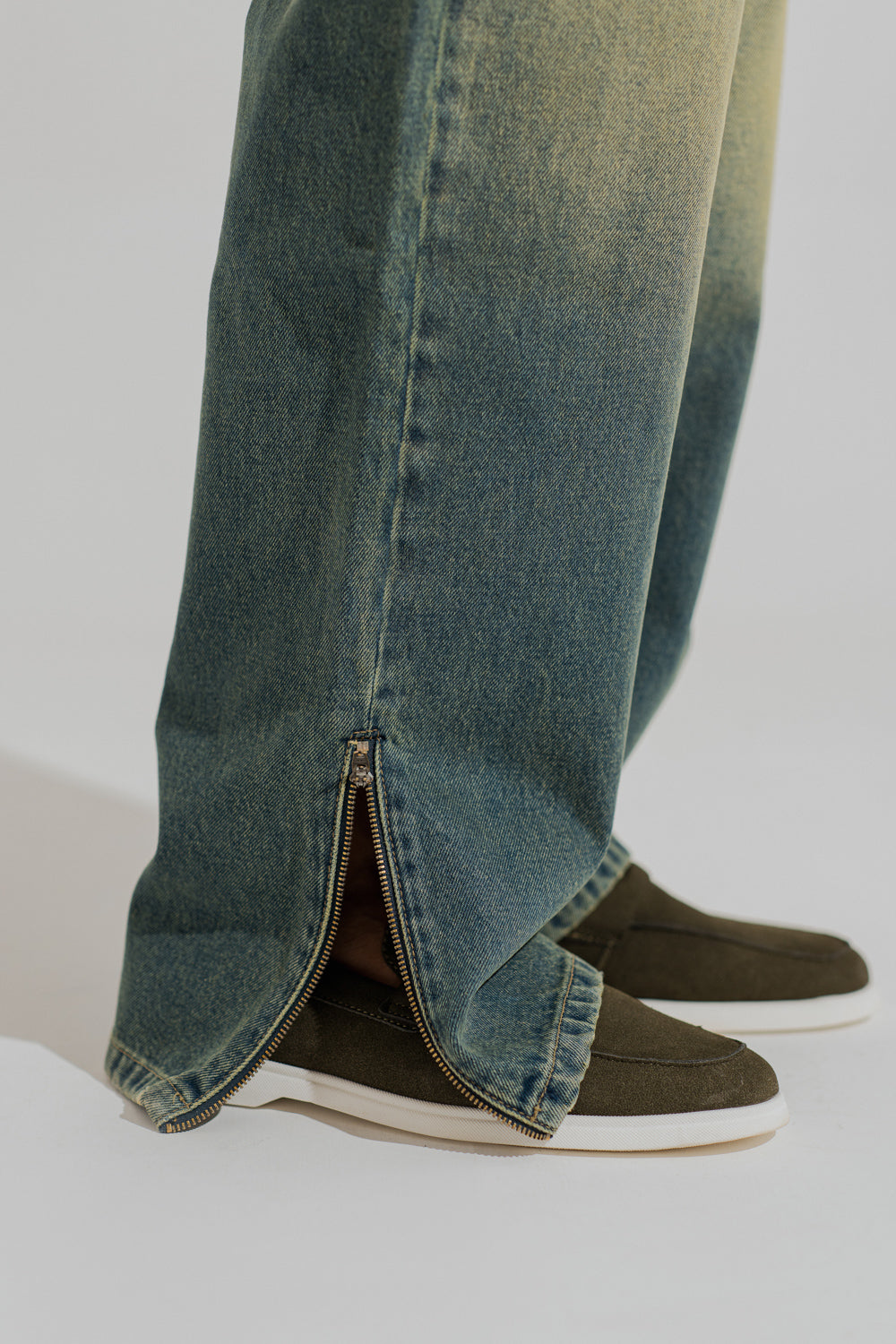 Blue Vintage Straight Fit Denim Jeans - Hustle N Holla