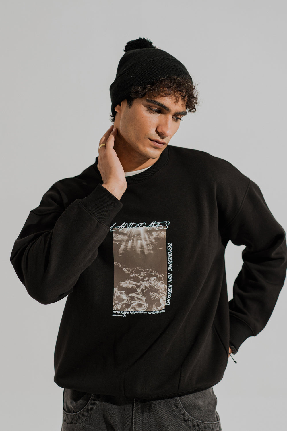 Black Oversized Graphic Sweatshirt - Hustle N Holla