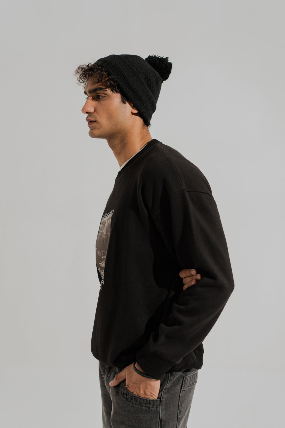 Black Oversized Graphic Sweatshirt - Hustle N Holla