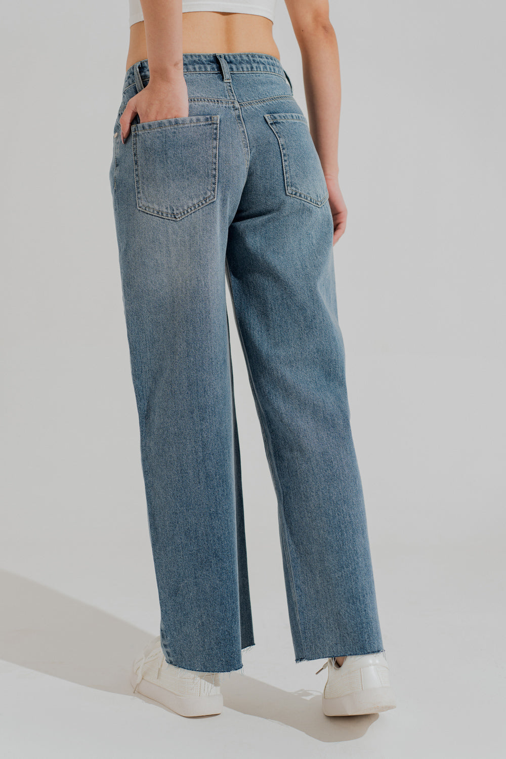 Blue Light Washed Straight Fit Denim Jeans - Hustle N Holla