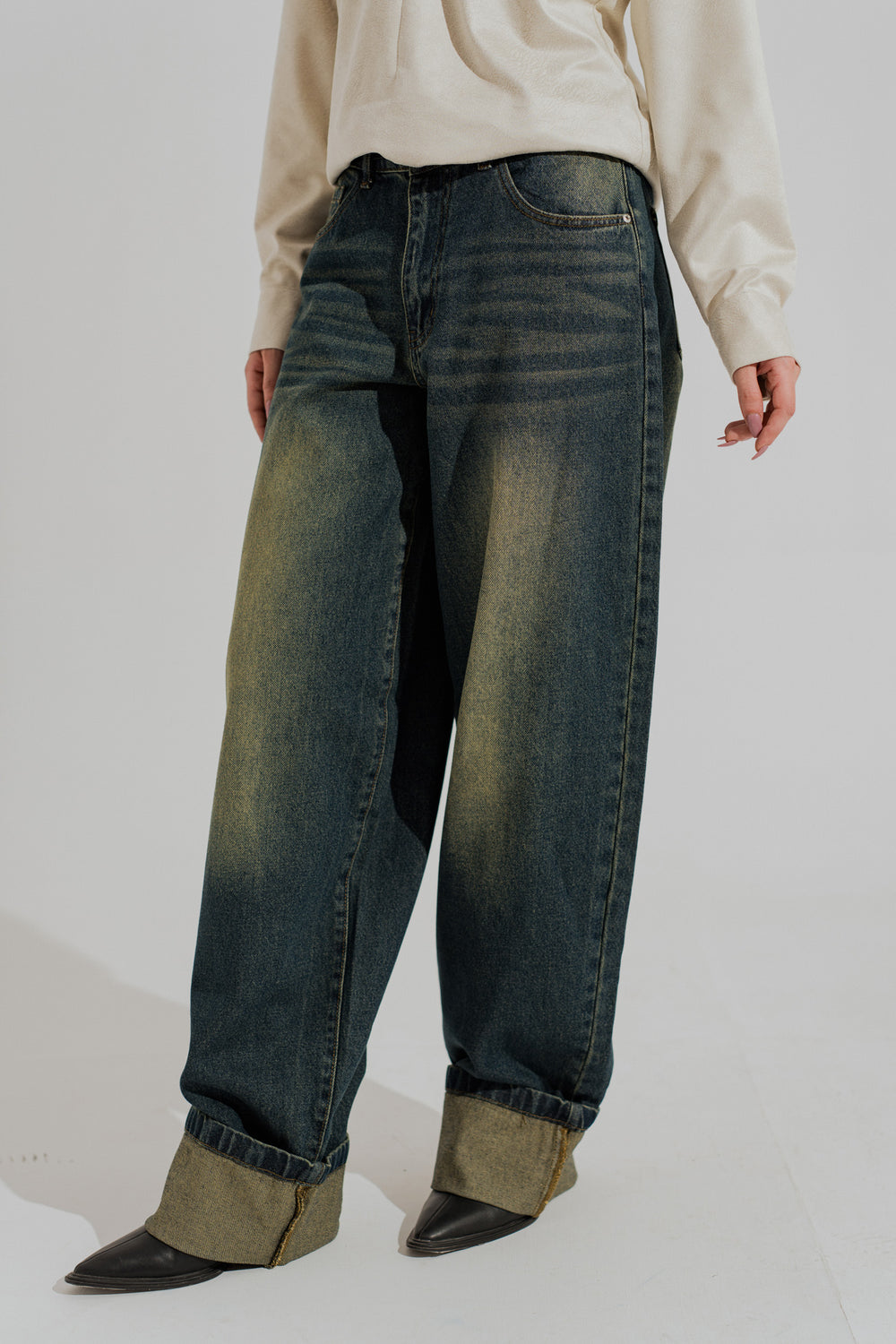 Dark Vintage Wash Mid Rise Super Baggy Jeans - Hustle N Holla