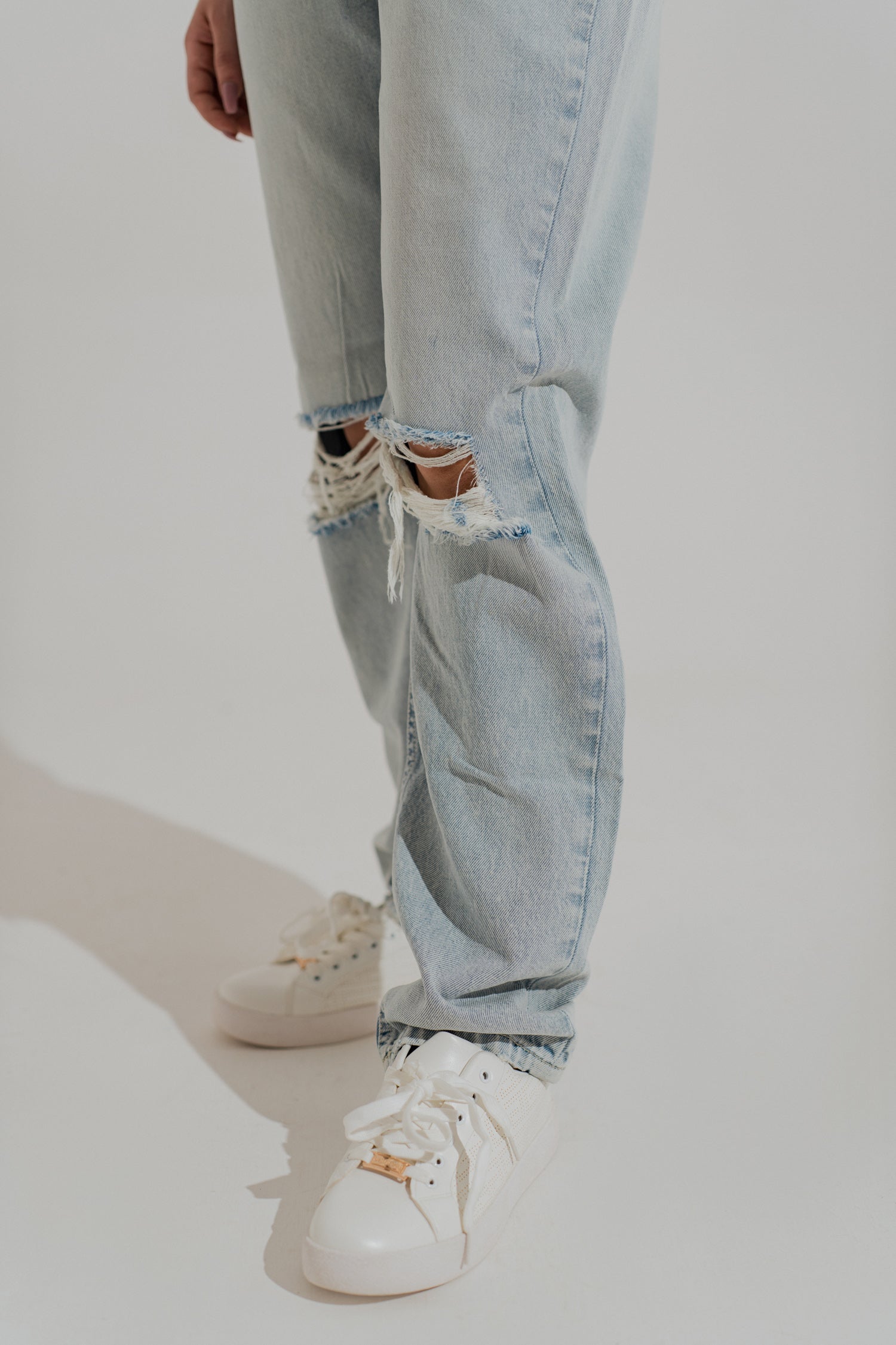 Light Wash Five Pocket Ripped Jeans - Hustle N Holla