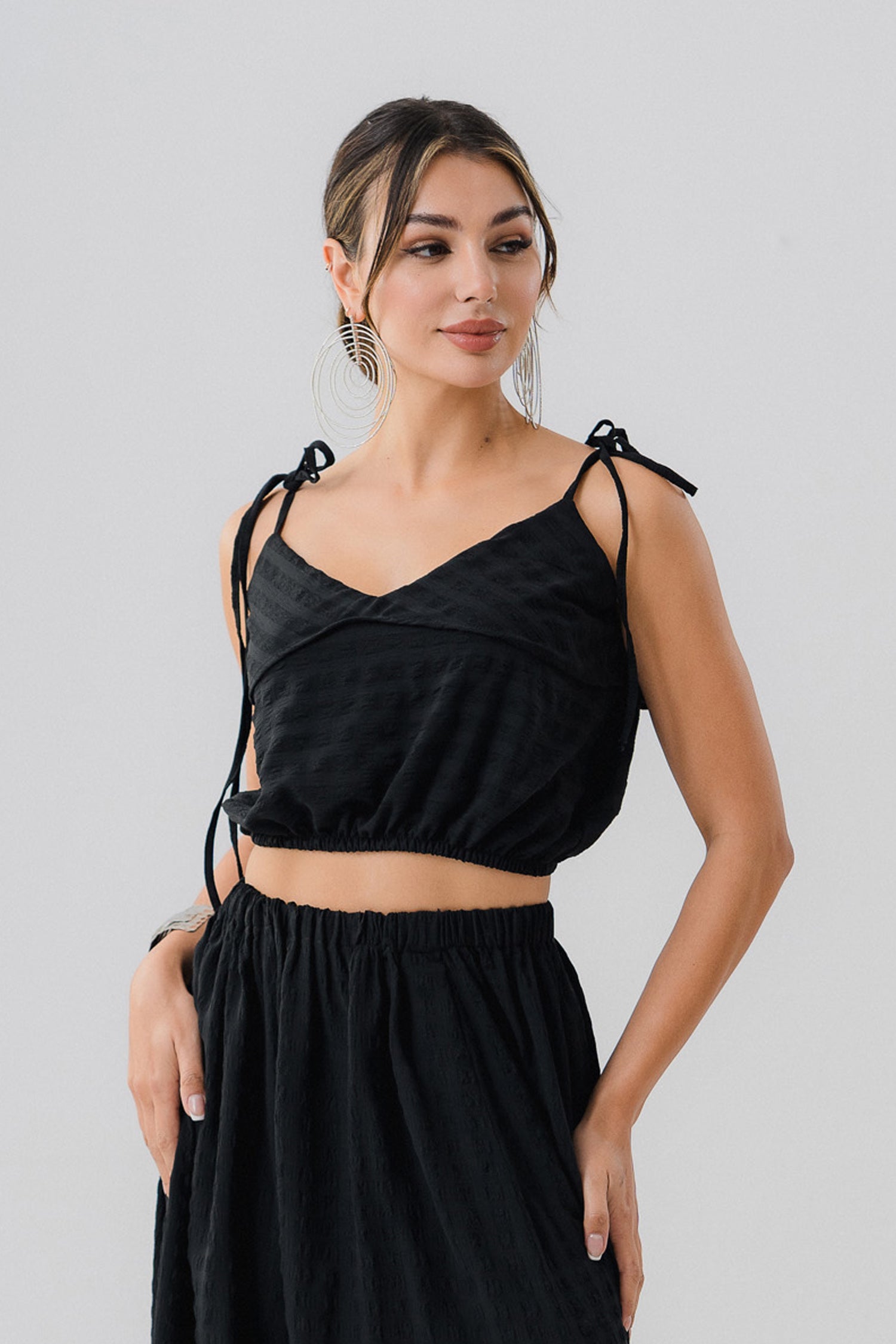 Black Strap Top - Hustle N Holla