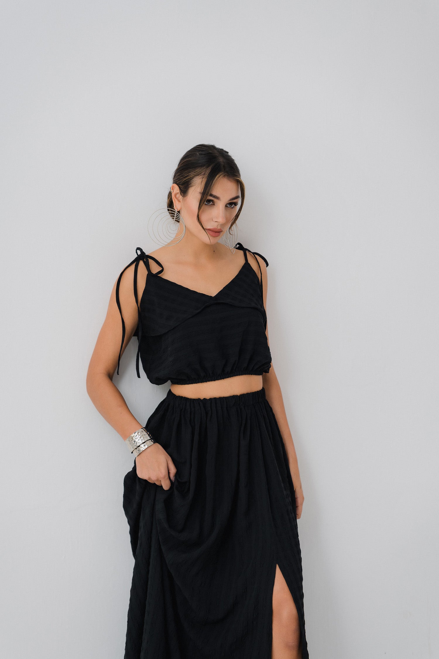 Black Strap Top - Hustle N Holla