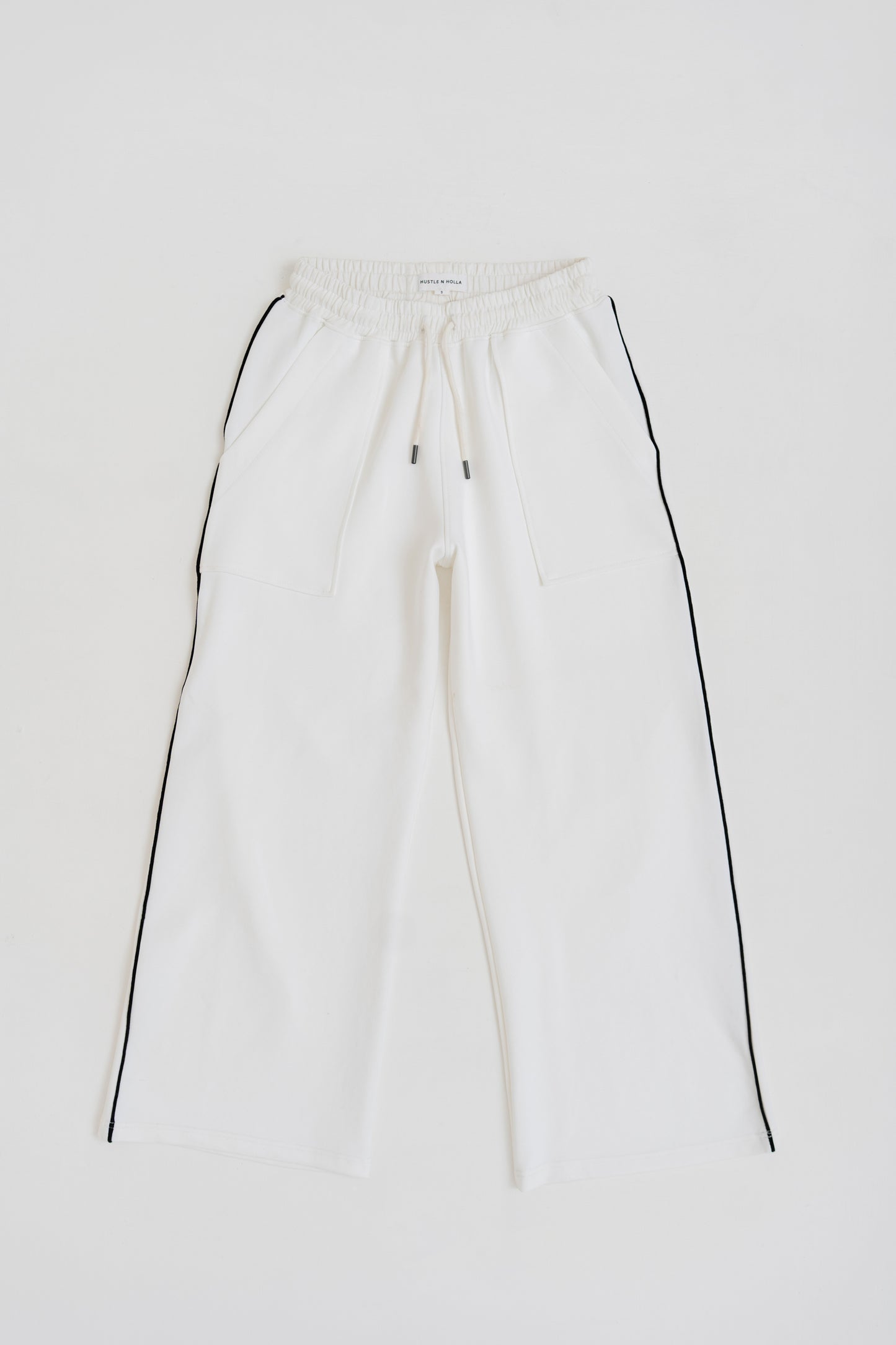 WHITE KNITTED WIDE LEG PANTS WITH CONTRASTING PIPING - Hustle N Holla