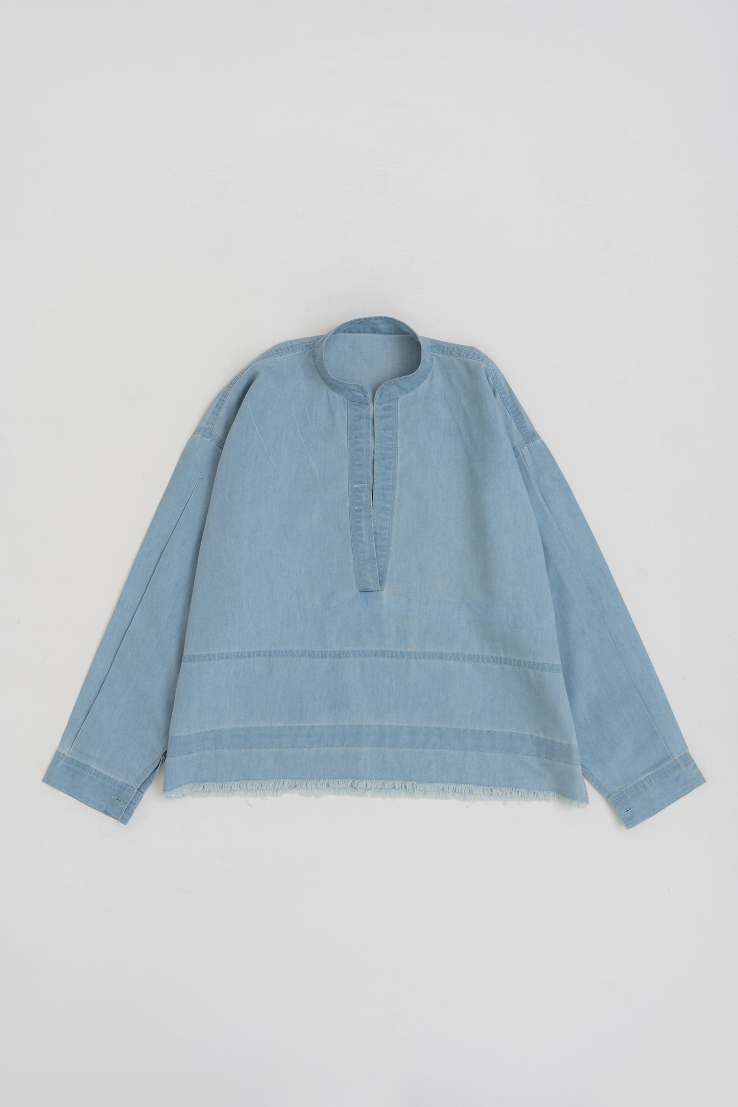 LIGHT WASH BOXY FIT CHAMBRAY TOP - Hustle N Holla