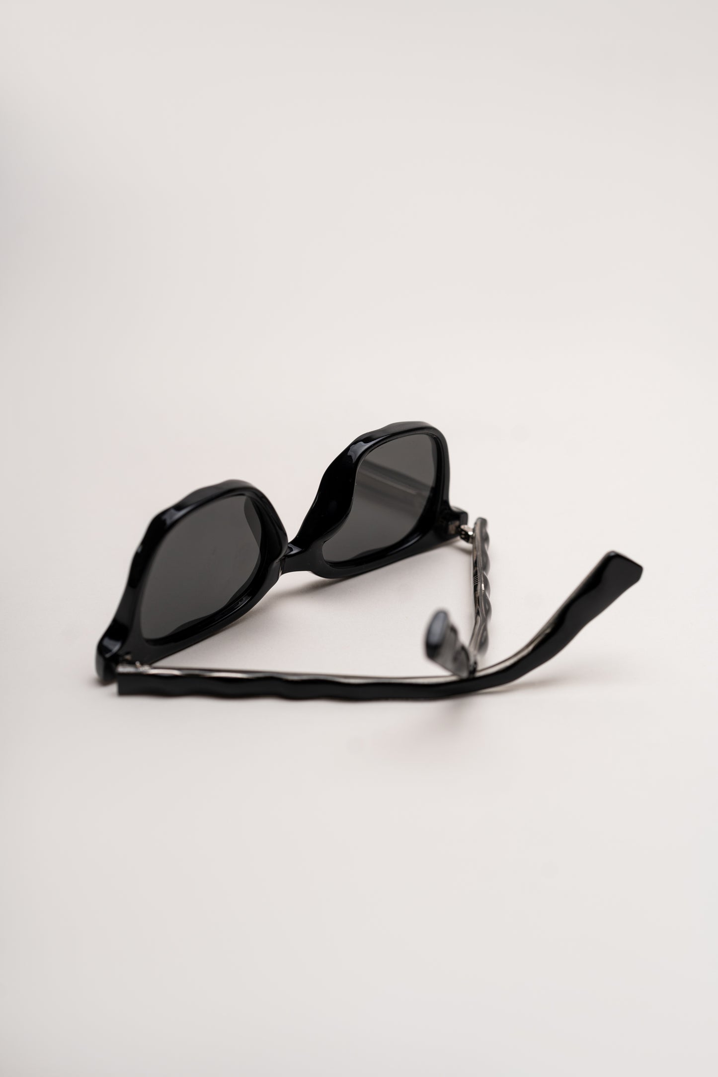 Black Frame Sunglasses - Hustle N Holla