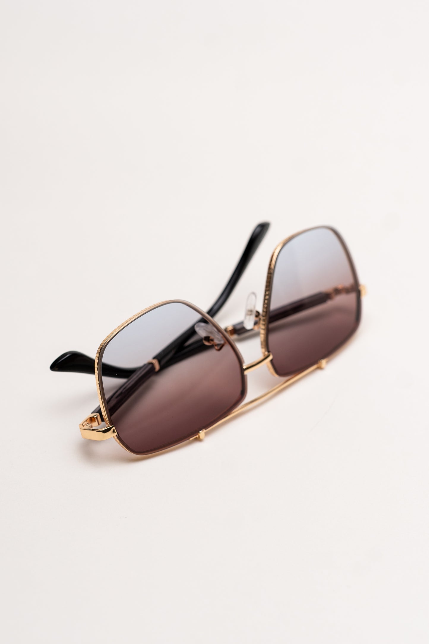 Ombre Metallic Frame Sunglasses - Hustle N Holla