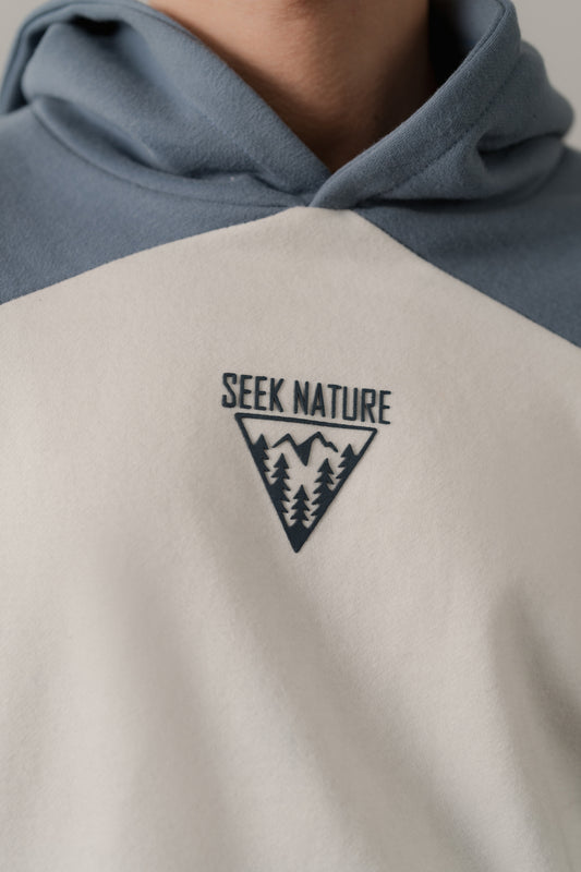 White Relaxed Fit Graphic Pull Over Hoodie - Hustle N Holla