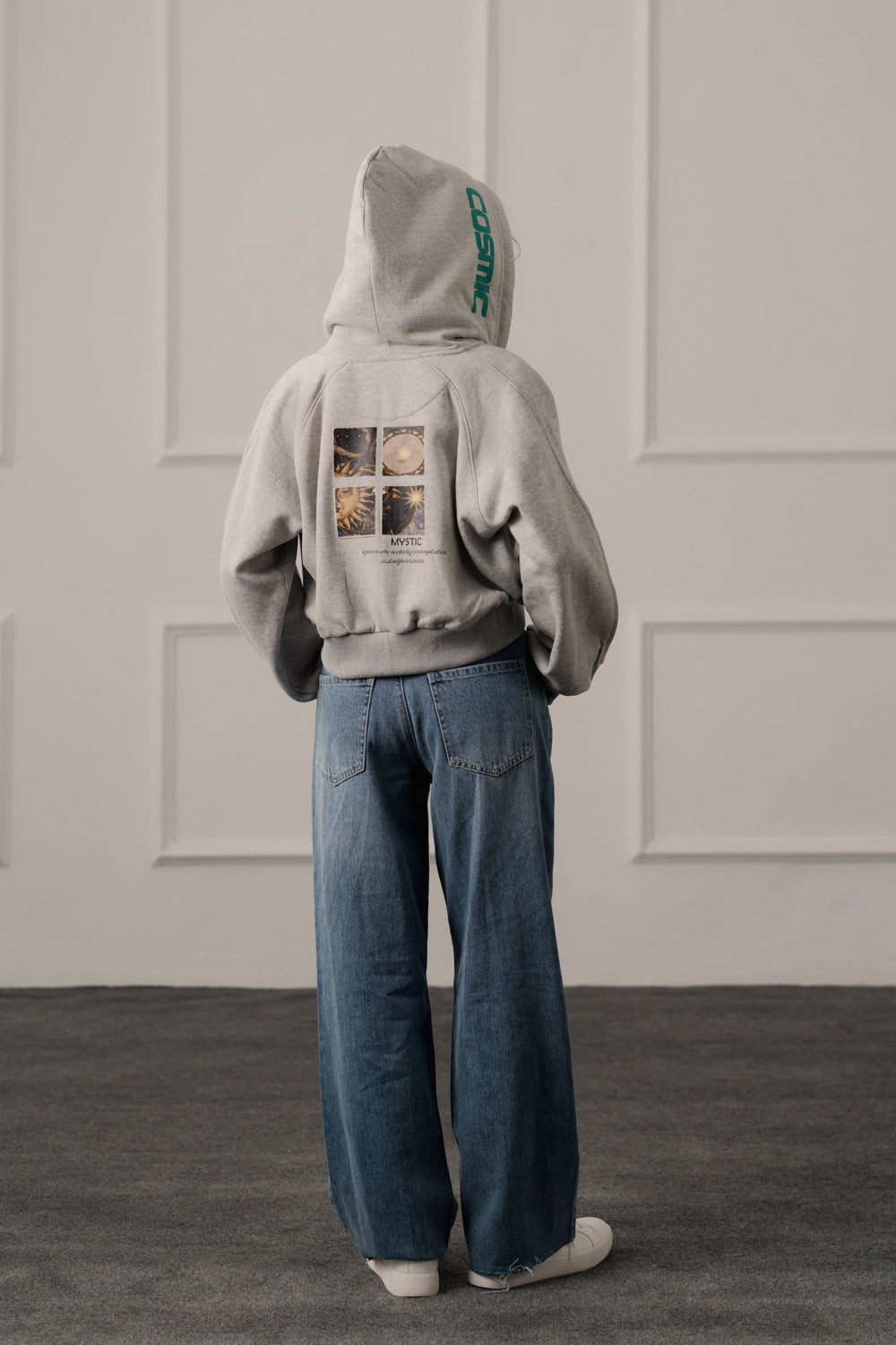 Grey Oversized Crop Graphic Zipper Hoodie - Hustle N Holla