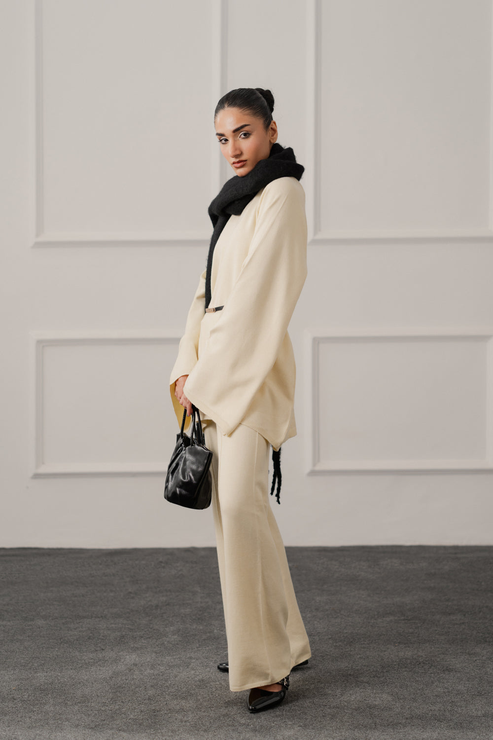 Off White Oversized Sweater Top - Hustle N Holla