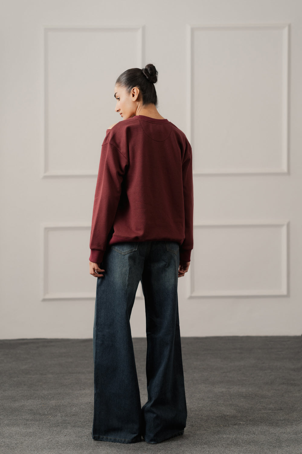 Burgundy Relaxed Fit Graphic Sweatshirt - Hustle N Holla