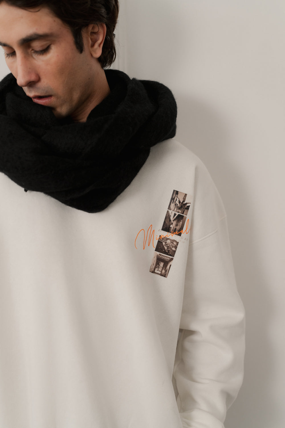 White Relaxed Fit Graphic Sweatshirt - Hustle N Holla