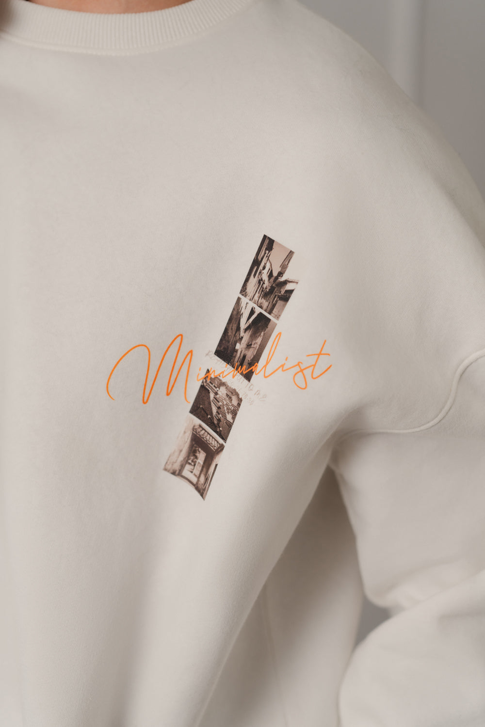 White Relaxed Fit Graphic Sweatshirt - Hustle N Holla