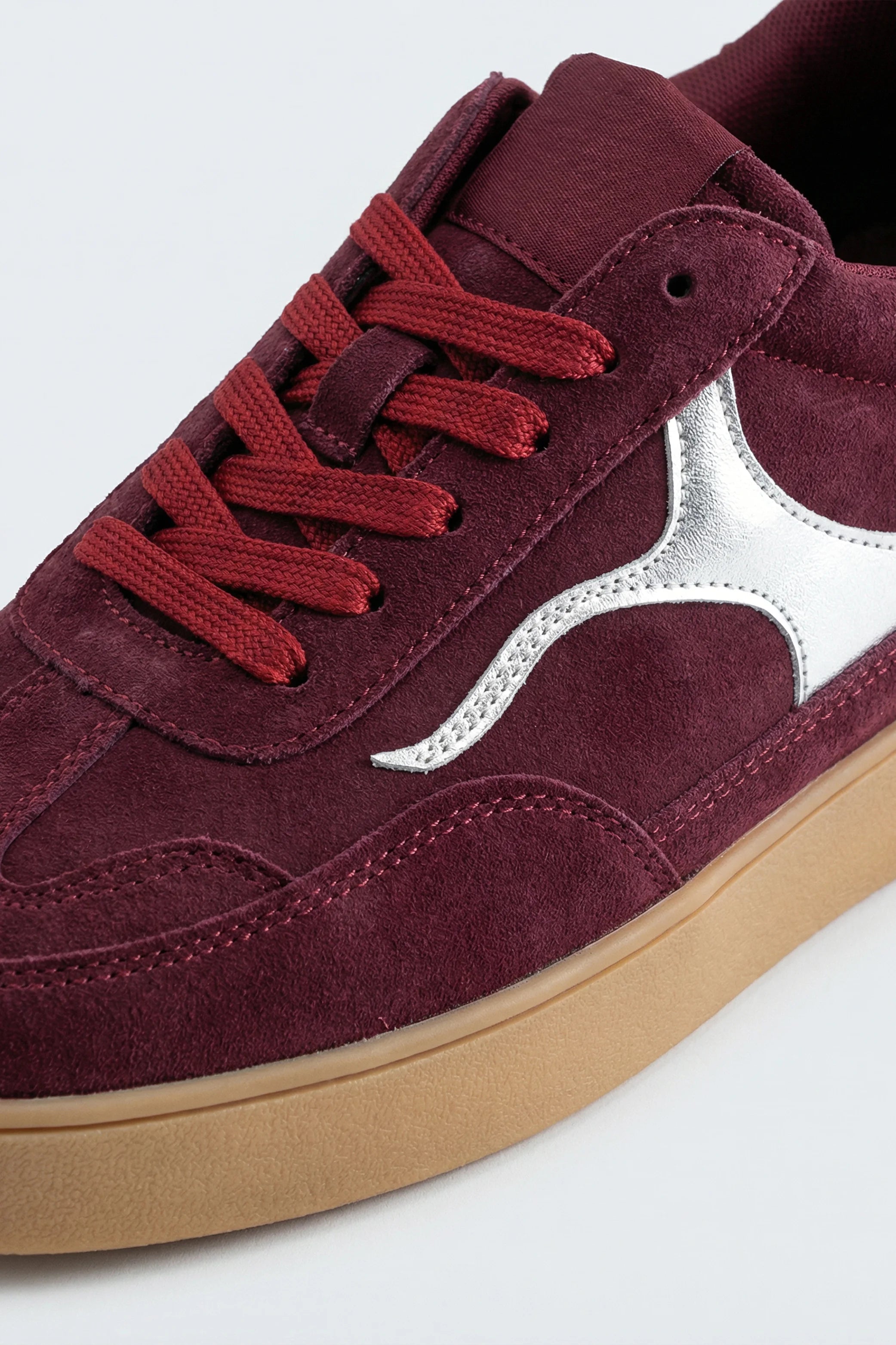 Burgundy Metallic Accent Trainers - Hustle N Holla