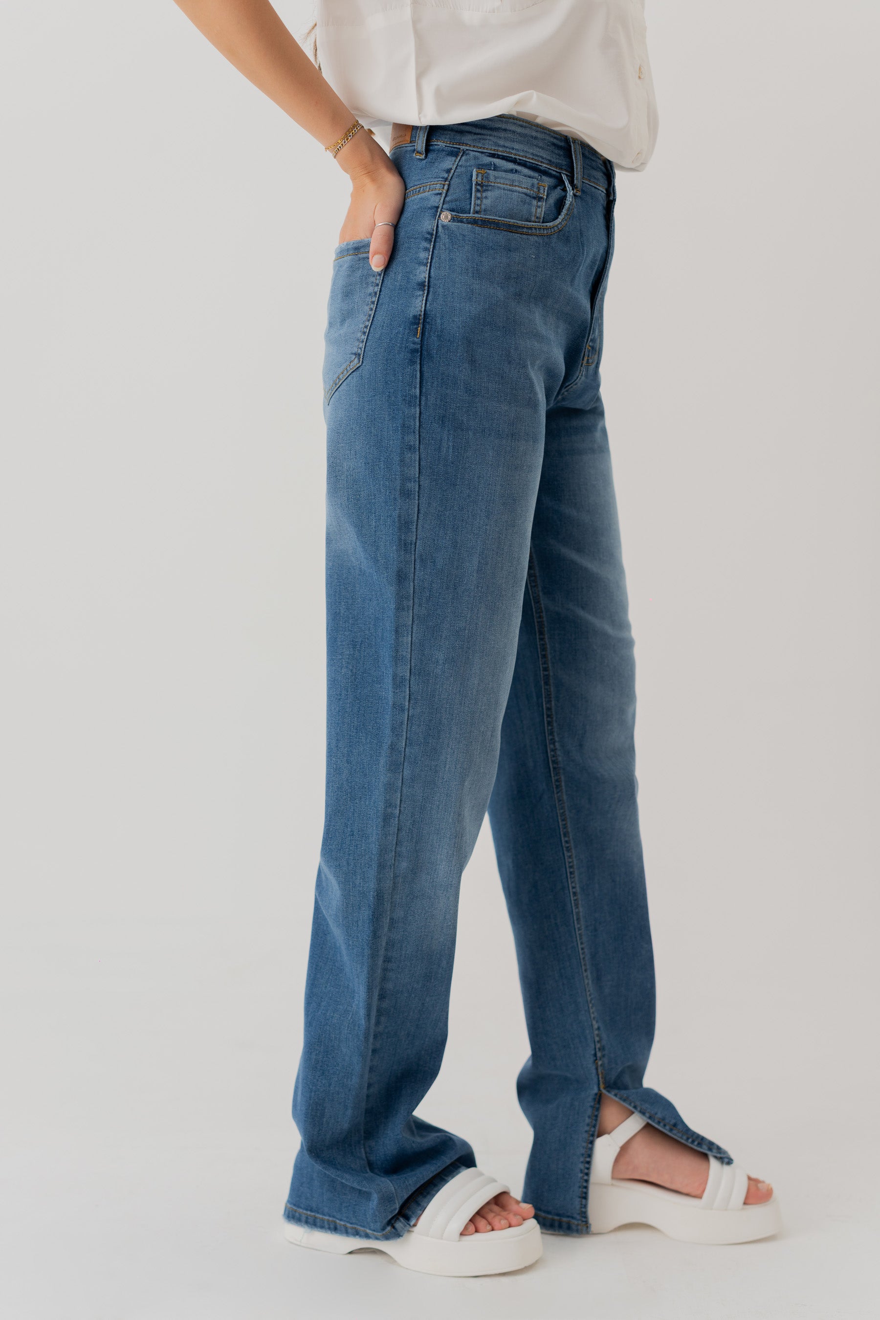 Mid Wash Straight Jeans With Side Vents - Hustle N Holla