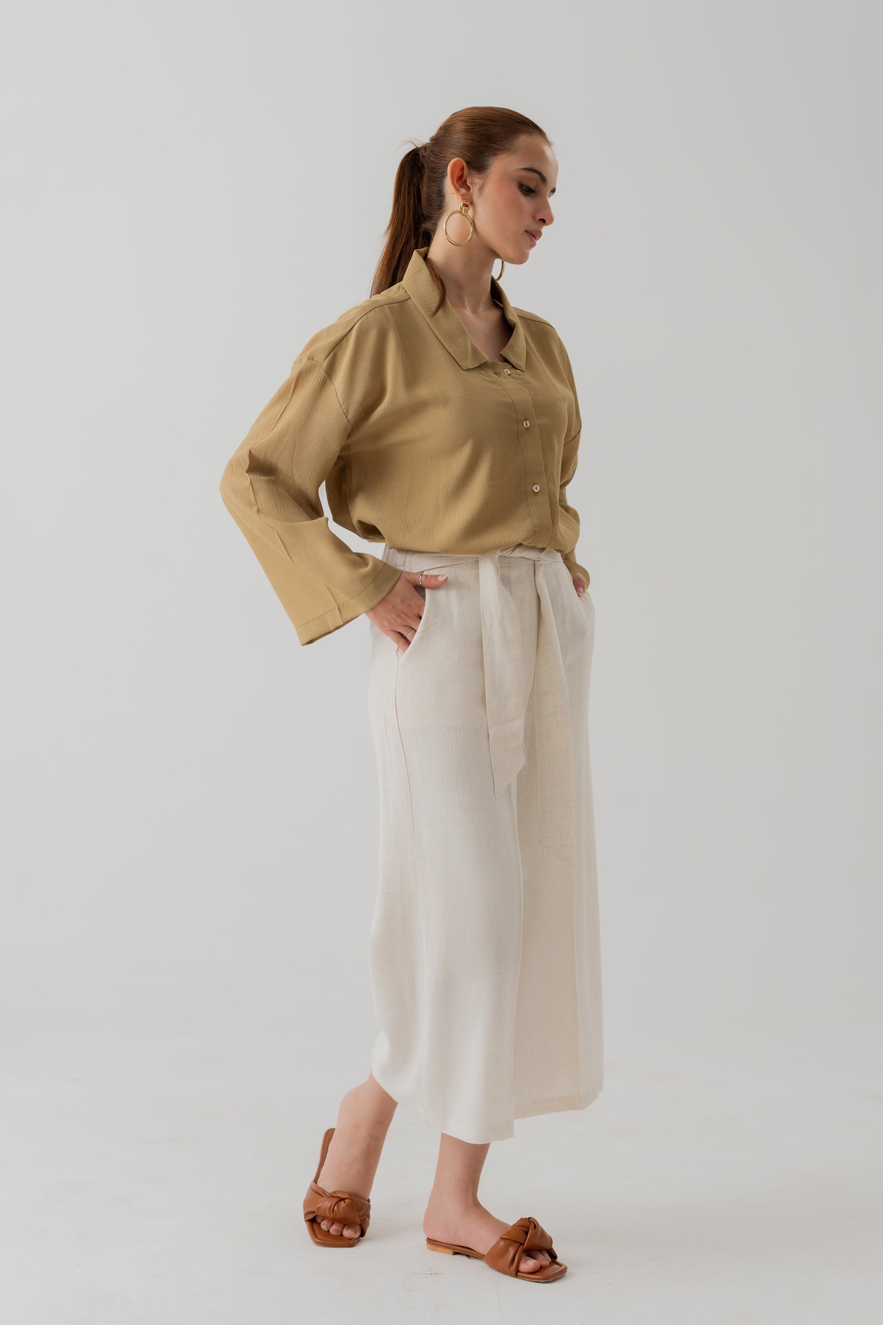 OFF WHITE LINEN CROPPED TROUSERS