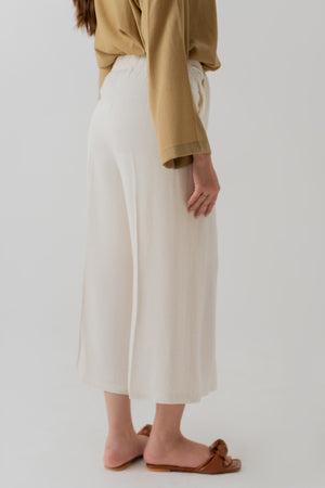 OFF White Linen Cropped Trousers - Hustle N Holla