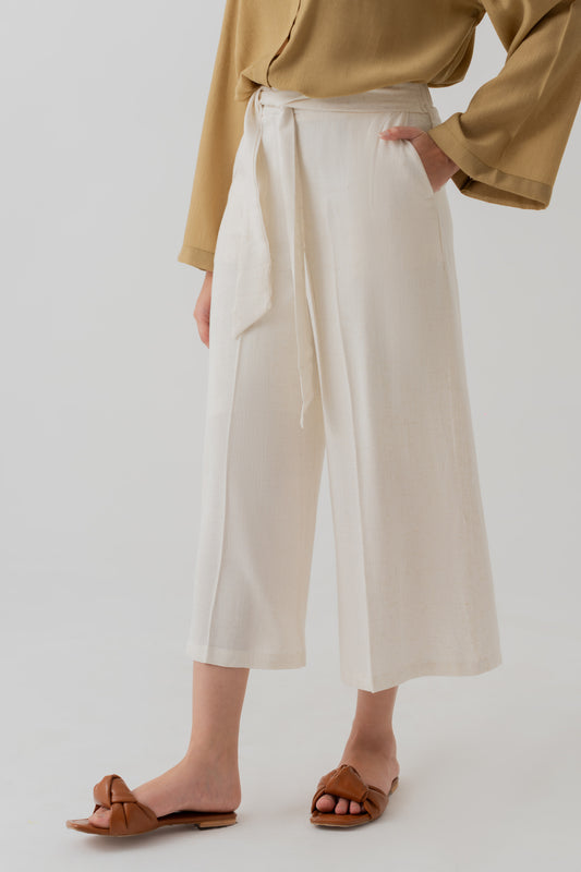 OFF WHITE LINEN CROPPED TROUSERS - Hustle N Holla