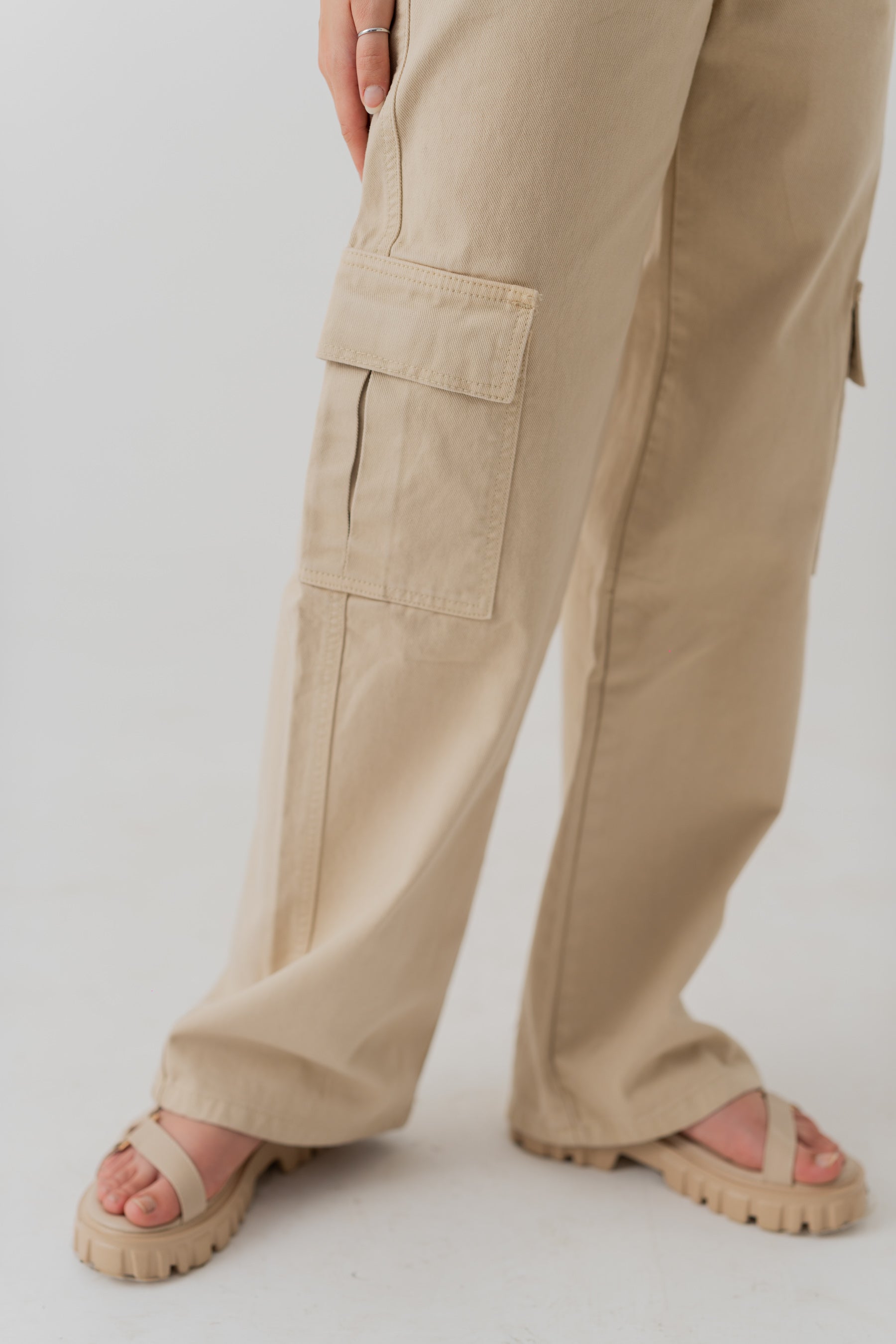 Beige Wide Leg Twill Cargo Pants - Hustle N Holla