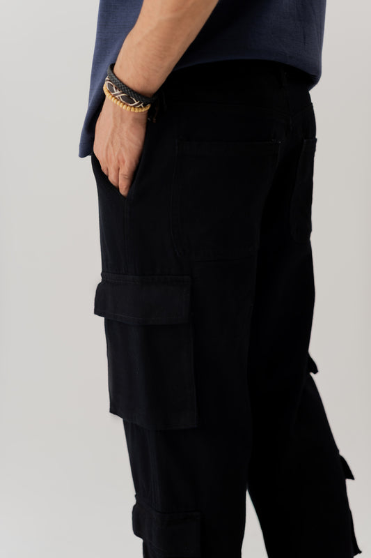 BLACK LOOSE FIT CARGO JEANS - Hustle N Holla
